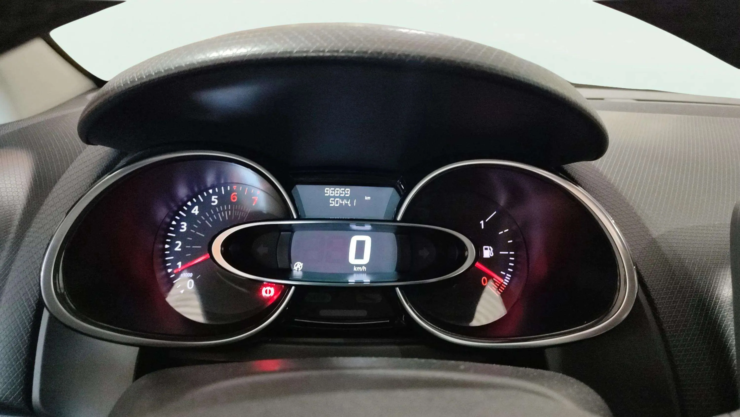 Renault Clio Limited TCe -18 - foto 8