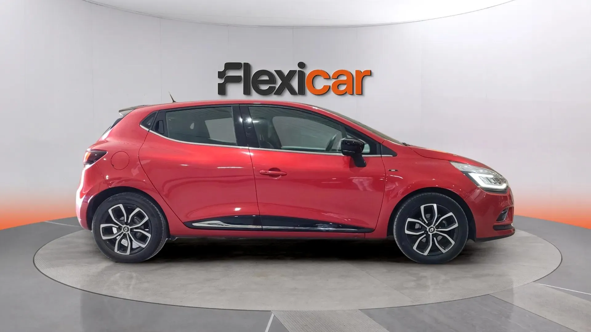 Renault Clio Limited TCe -18 - foto 3