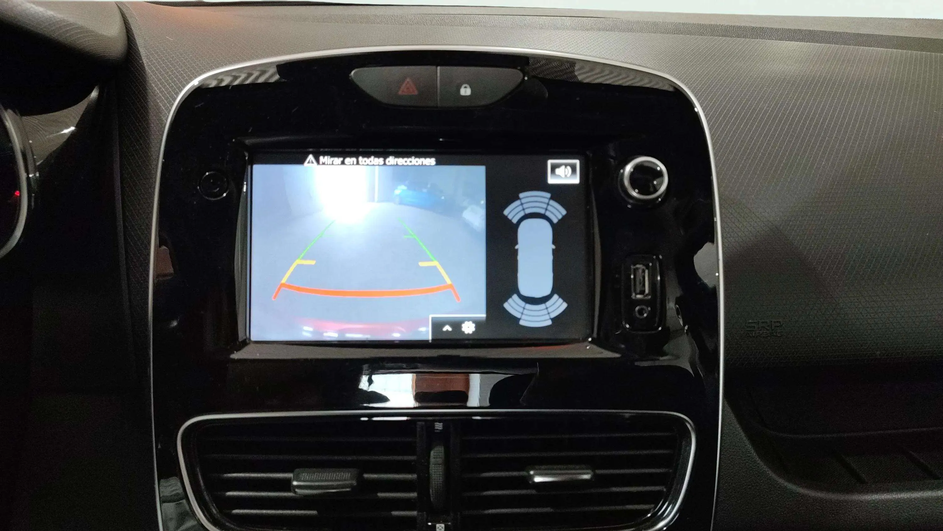 Renault Clio Limited TCe -18 - foto 19