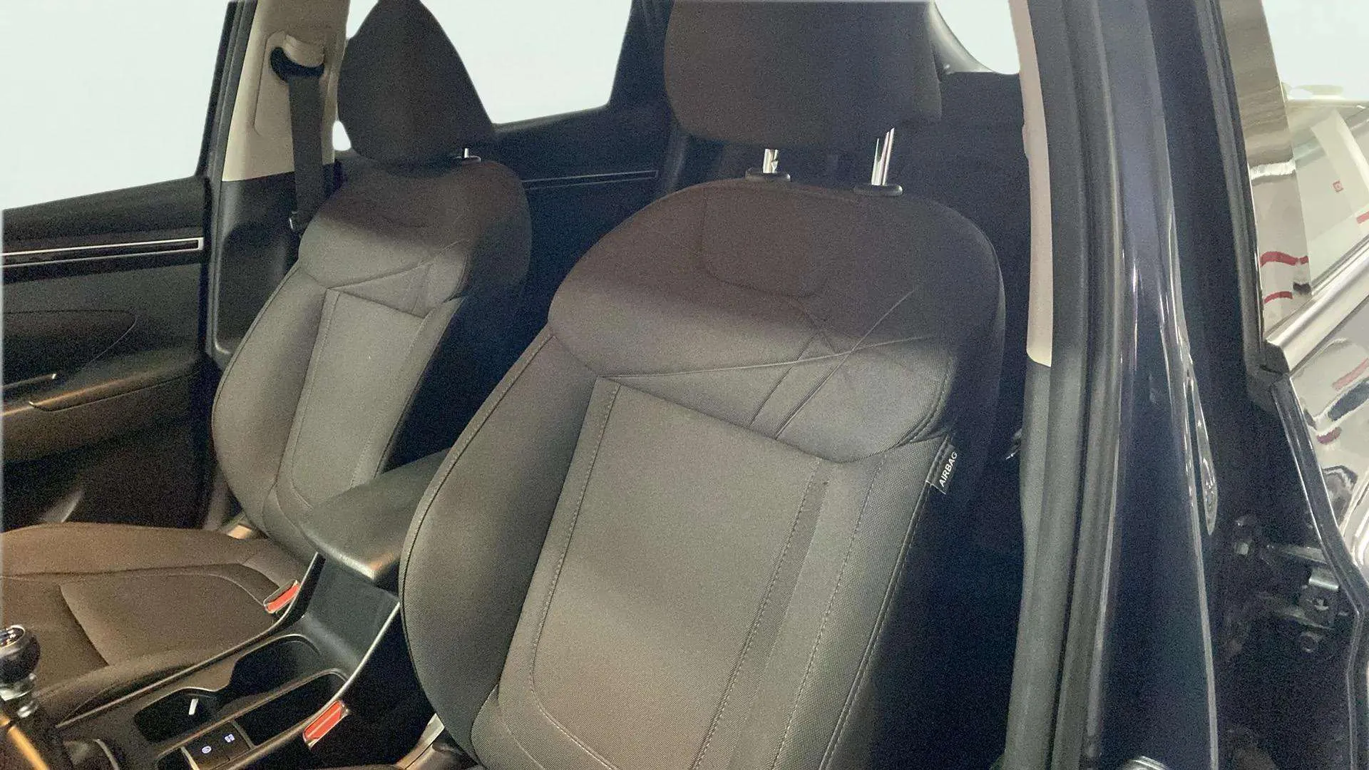 Hyundai Tucson 1.6 CRDi Klass - foto 17
