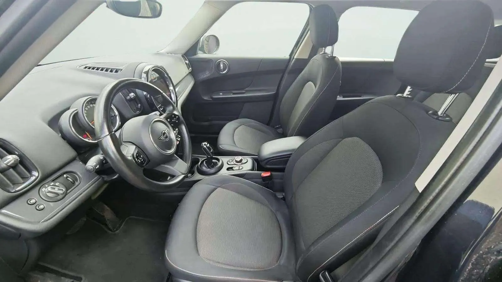 MINI Countryman Cooper D - foto 30