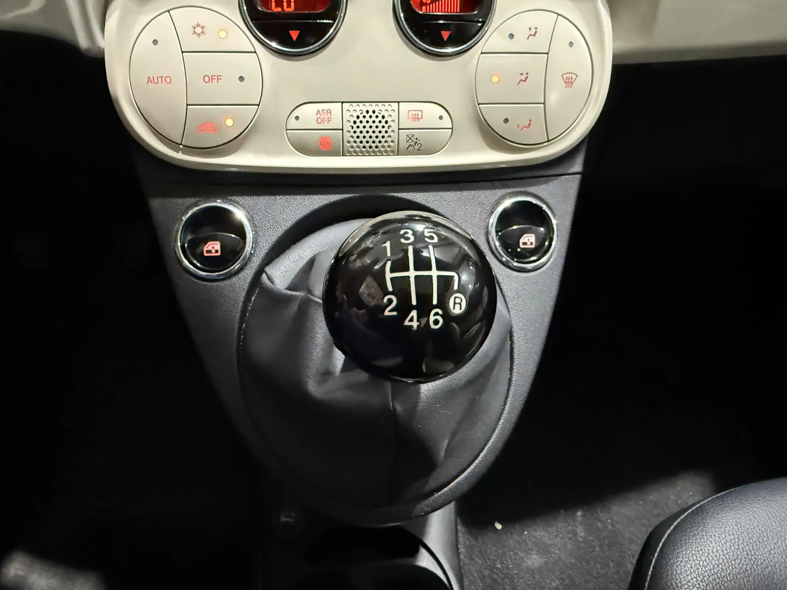 Fiat 500 Dolcevita 1.0 Hybrid - foto 11