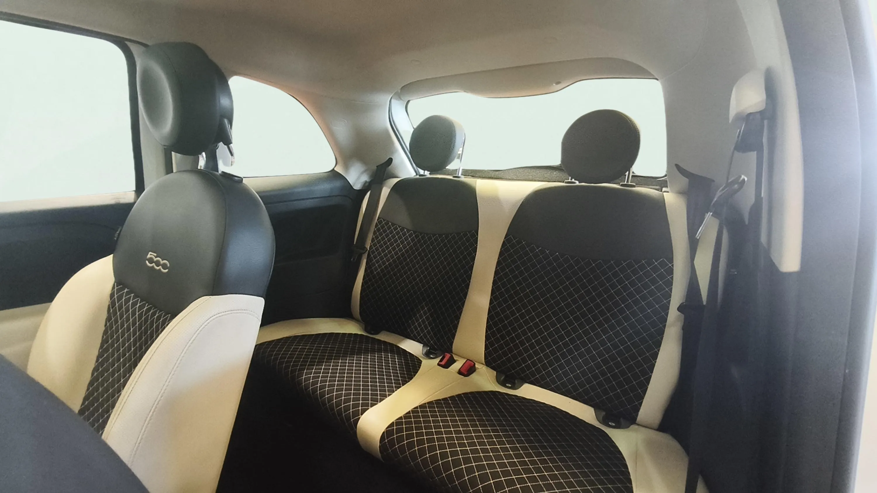 Fiat 500 Dolcevita 1.0 Hybrid - foto 13