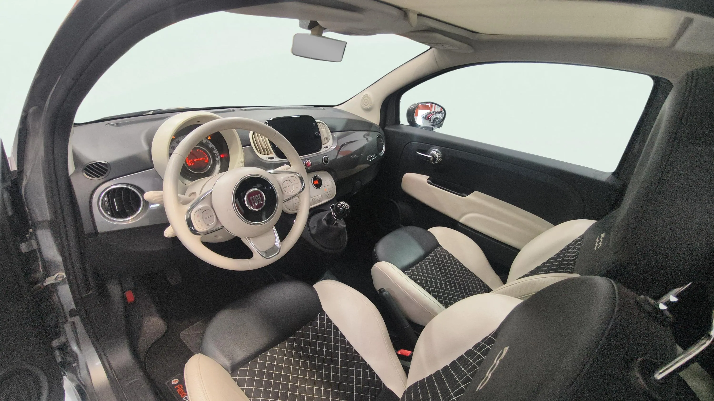 Fiat 500 Dolcevita 1.0 Hybrid - foto 8