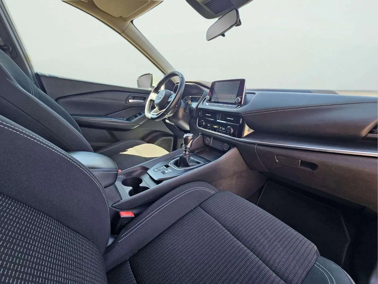 Nissan Qashqai DIG-T mHEV 4x2 Acenta - foto 16