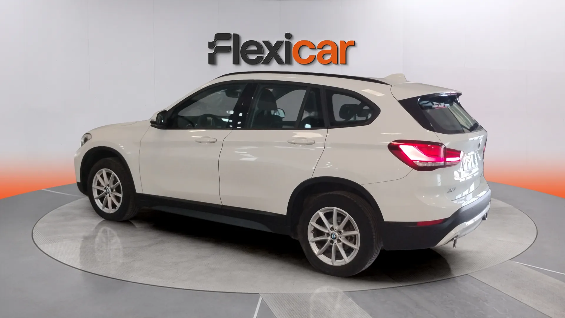BMW X1 sDrive18d - foto 5