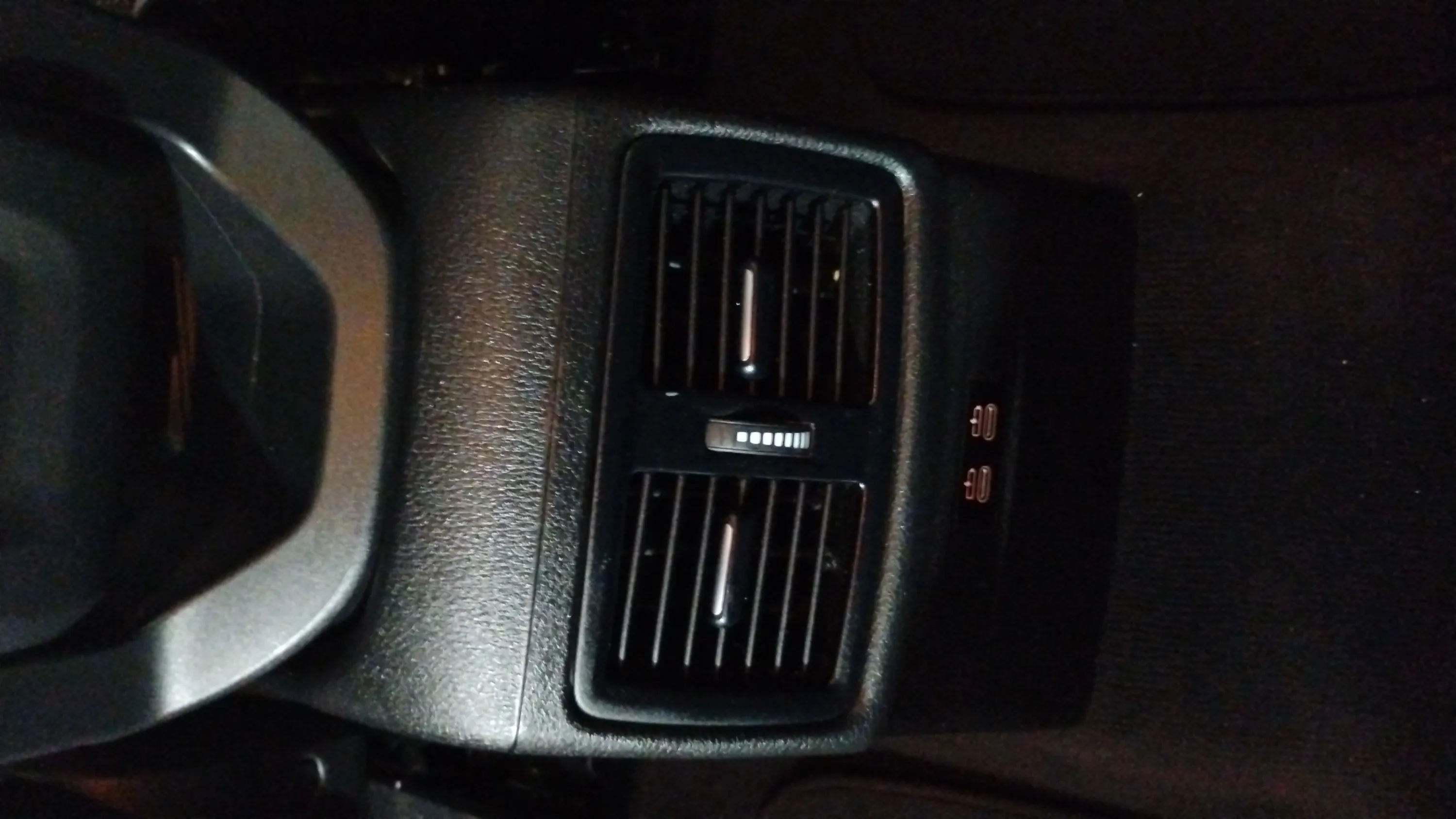 BMW X1 sDrive18d - foto 25
