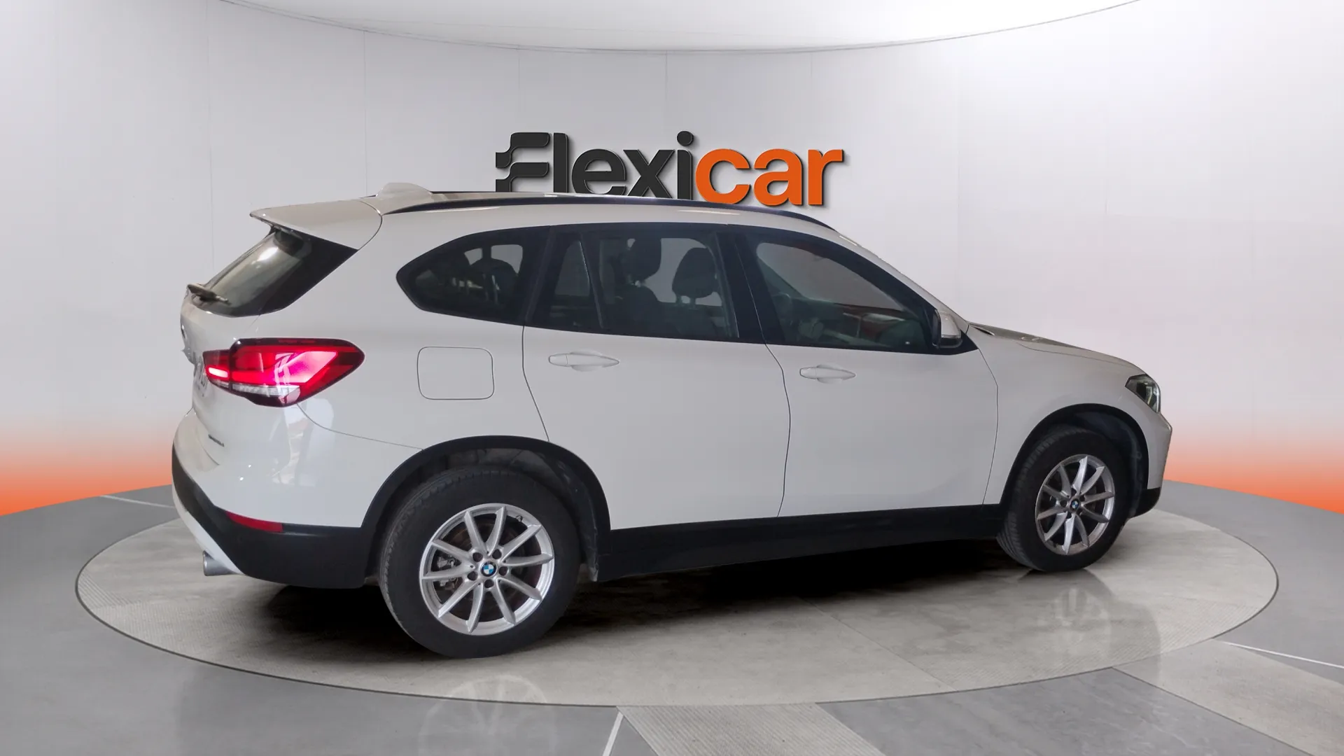 BMW X1 sDrive18d - foto 6