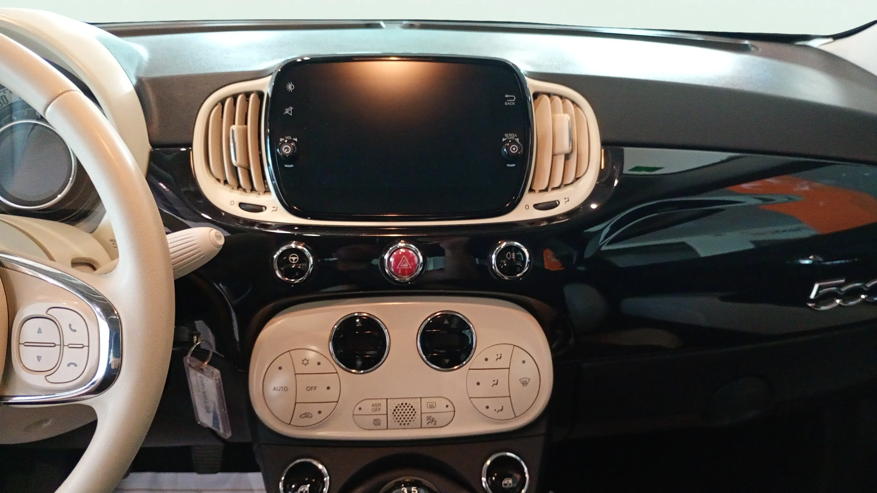 Fiat 500 Dolcevita 1.0 Hybrid - foto 7