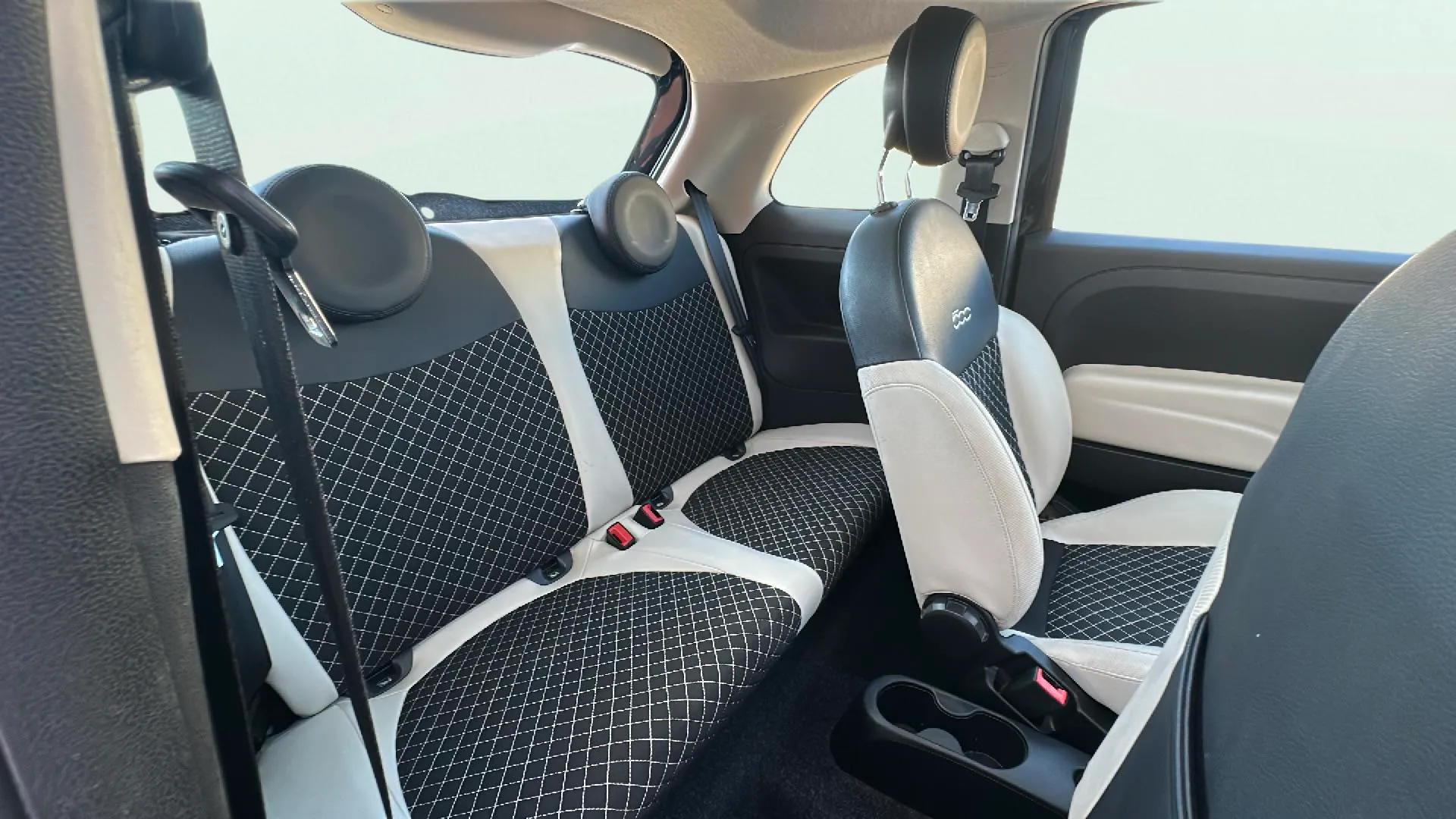 Fiat 500 Dolcevita 1.0 Hybrid - foto 17