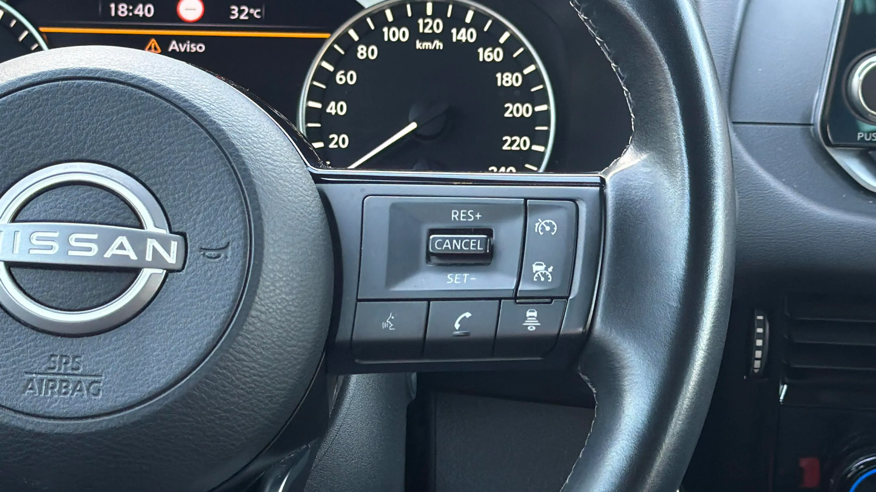Nissan Qashqai DIG-T mHEV 4x2 Acenta - foto 16