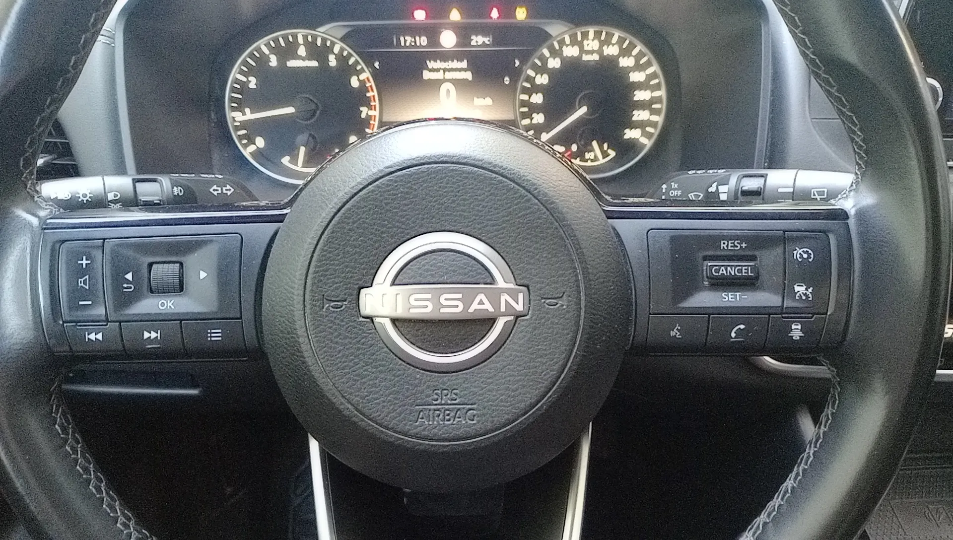 Nissan Qashqai DIG-T mHEV 4x2 Acenta - foto 12