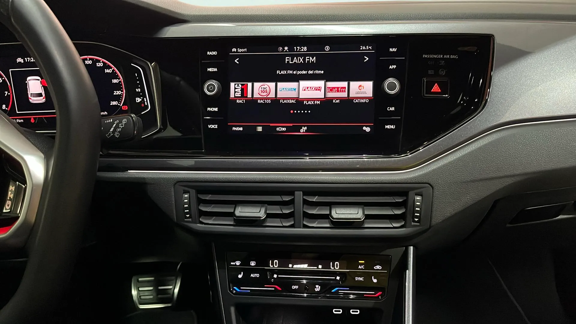 Volkswagen Polo GTI 2.0 TSI DSG - foto 12