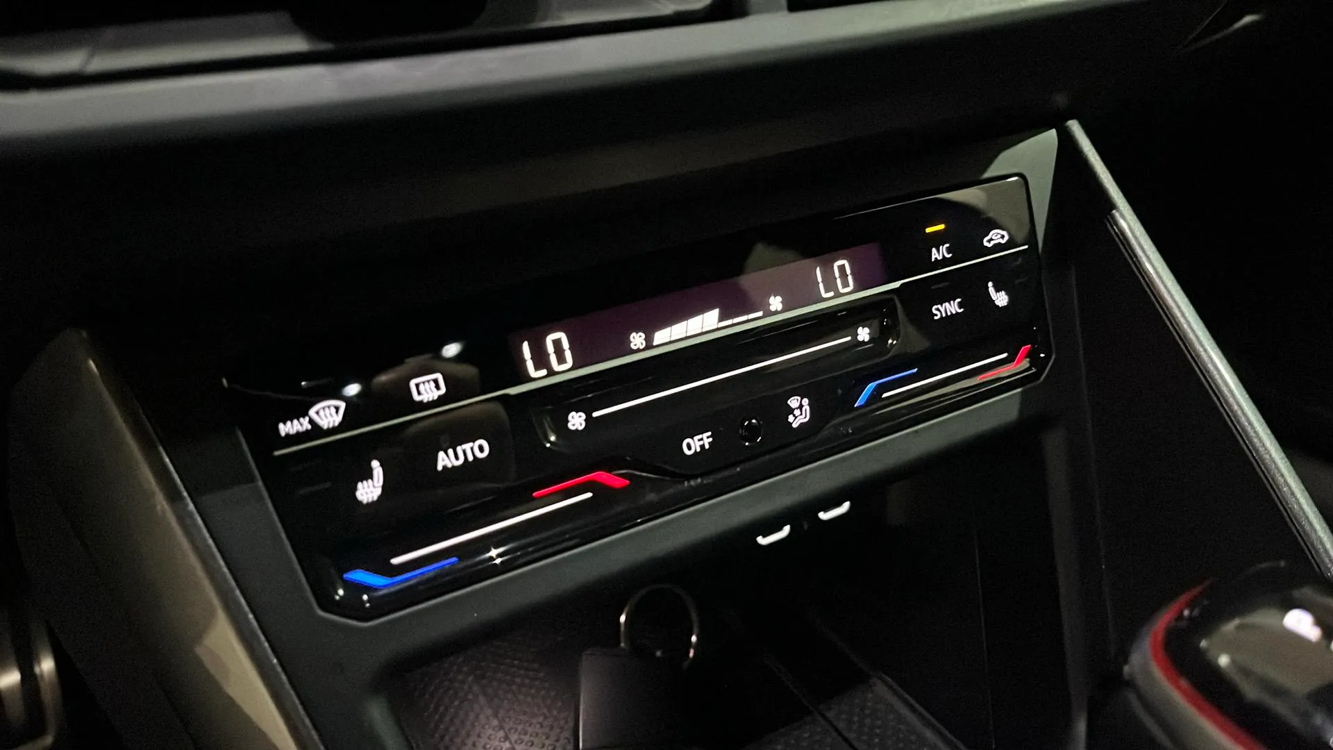 Volkswagen Polo GTI 2.0 TSI DSG - foto 13