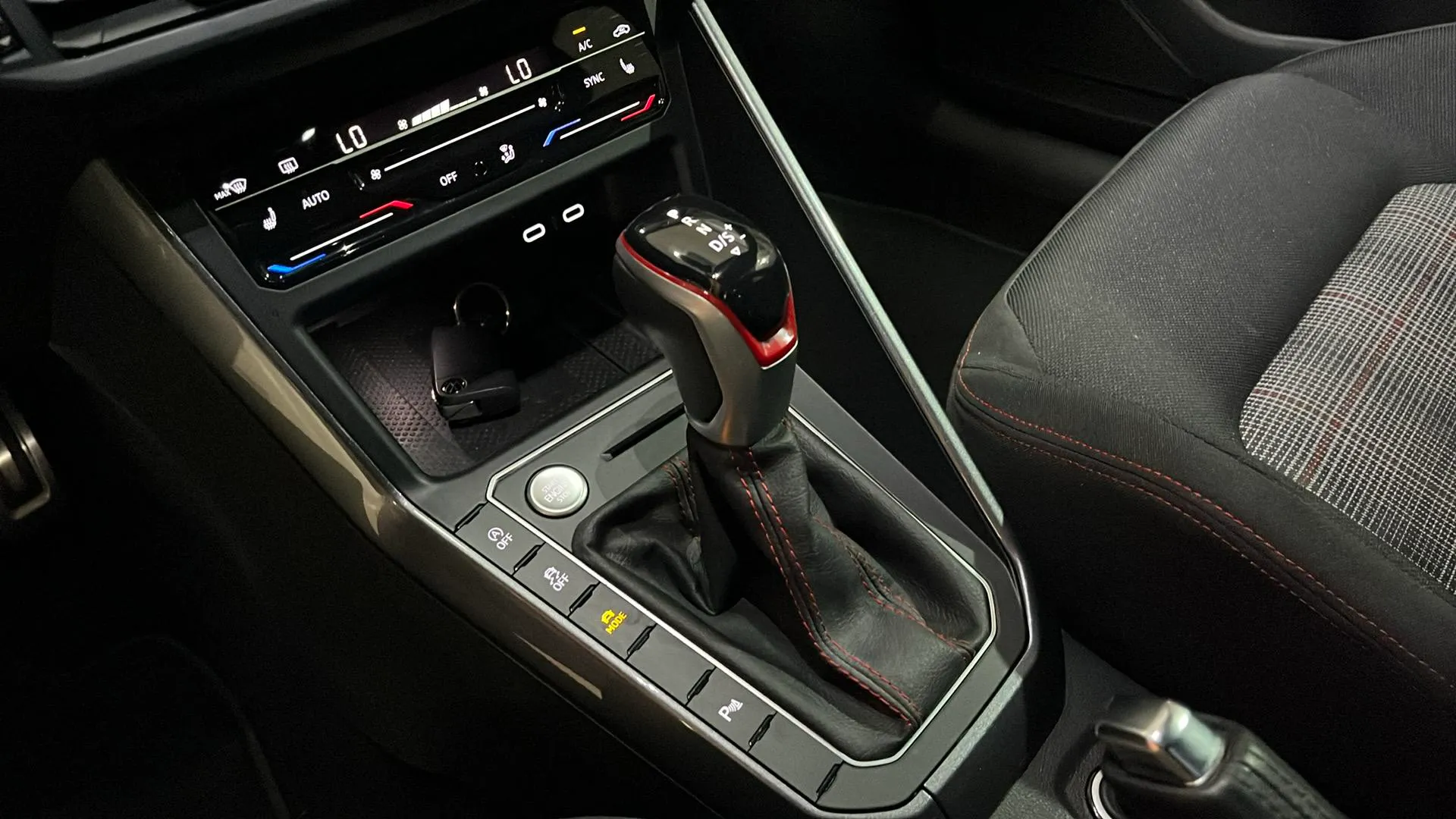 Volkswagen Polo GTI 2.0 TSI DSG - foto 14