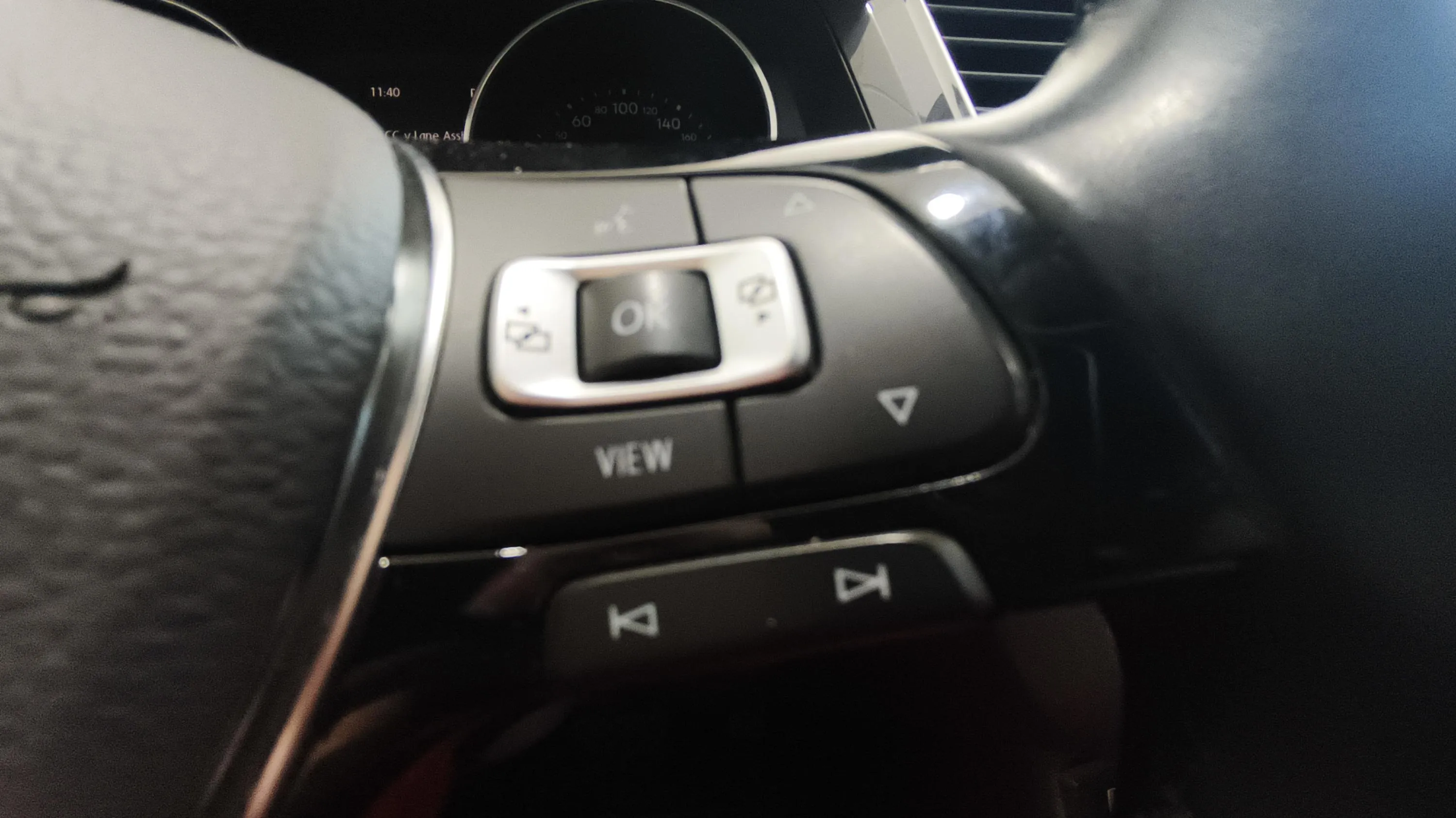 Volkswagen Tiguan Advance 2.0 TDI DSG - foto 18