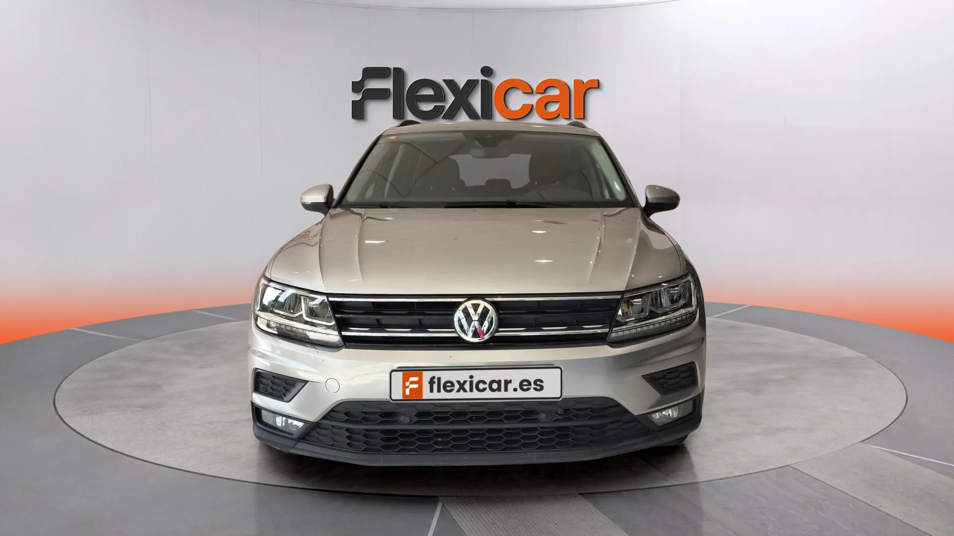 Volkswagen Tiguan Advance 2.0 TDI DSG - foto 2
