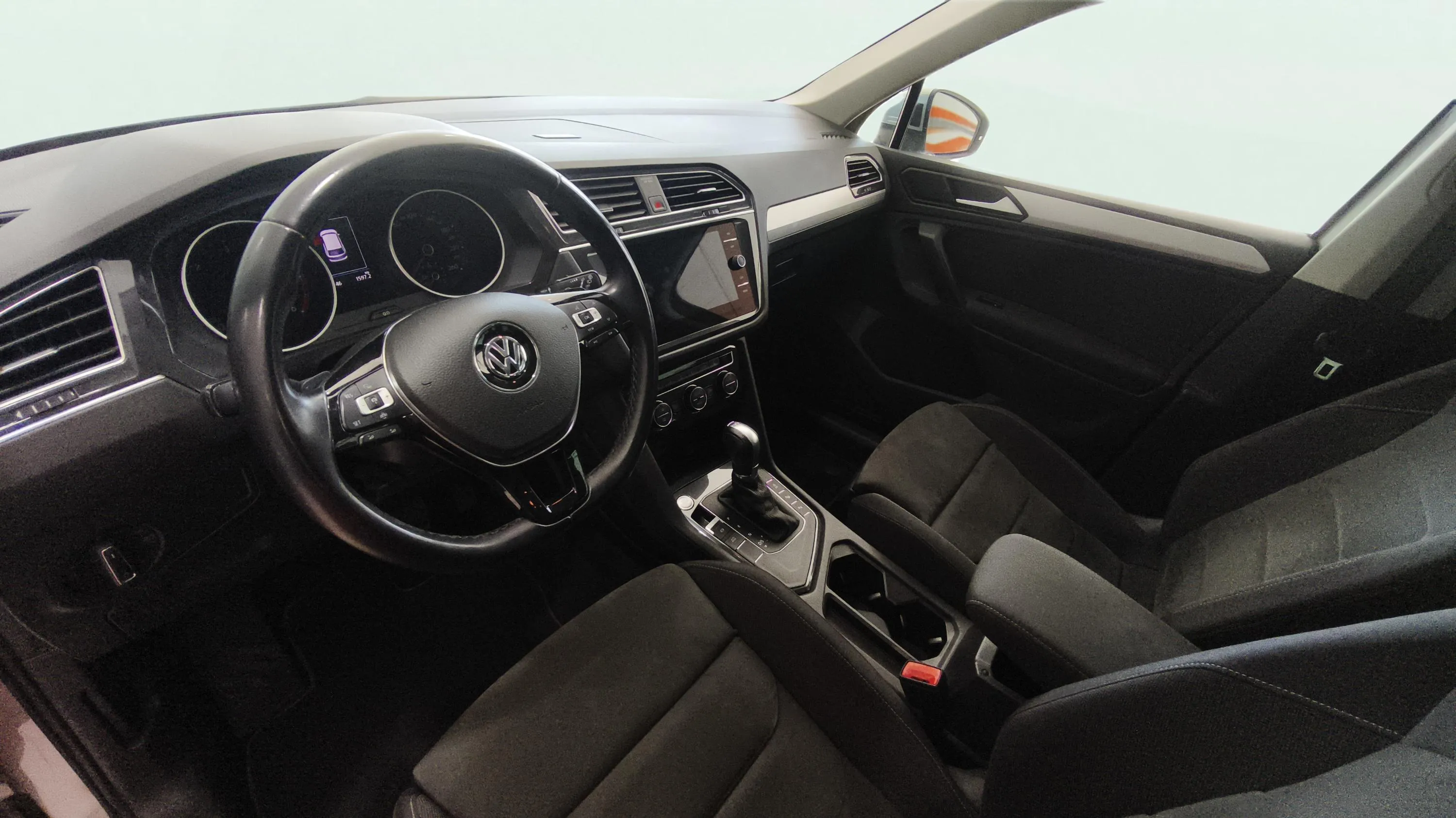Volkswagen Tiguan Advance 2.0 TDI DSG - foto 7
