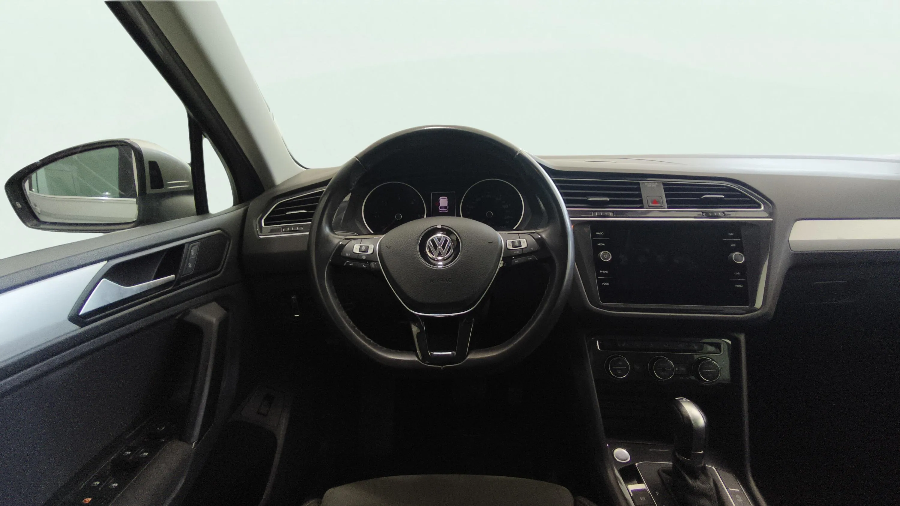 Volkswagen Tiguan Advance 2.0 TDI DSG - foto 13