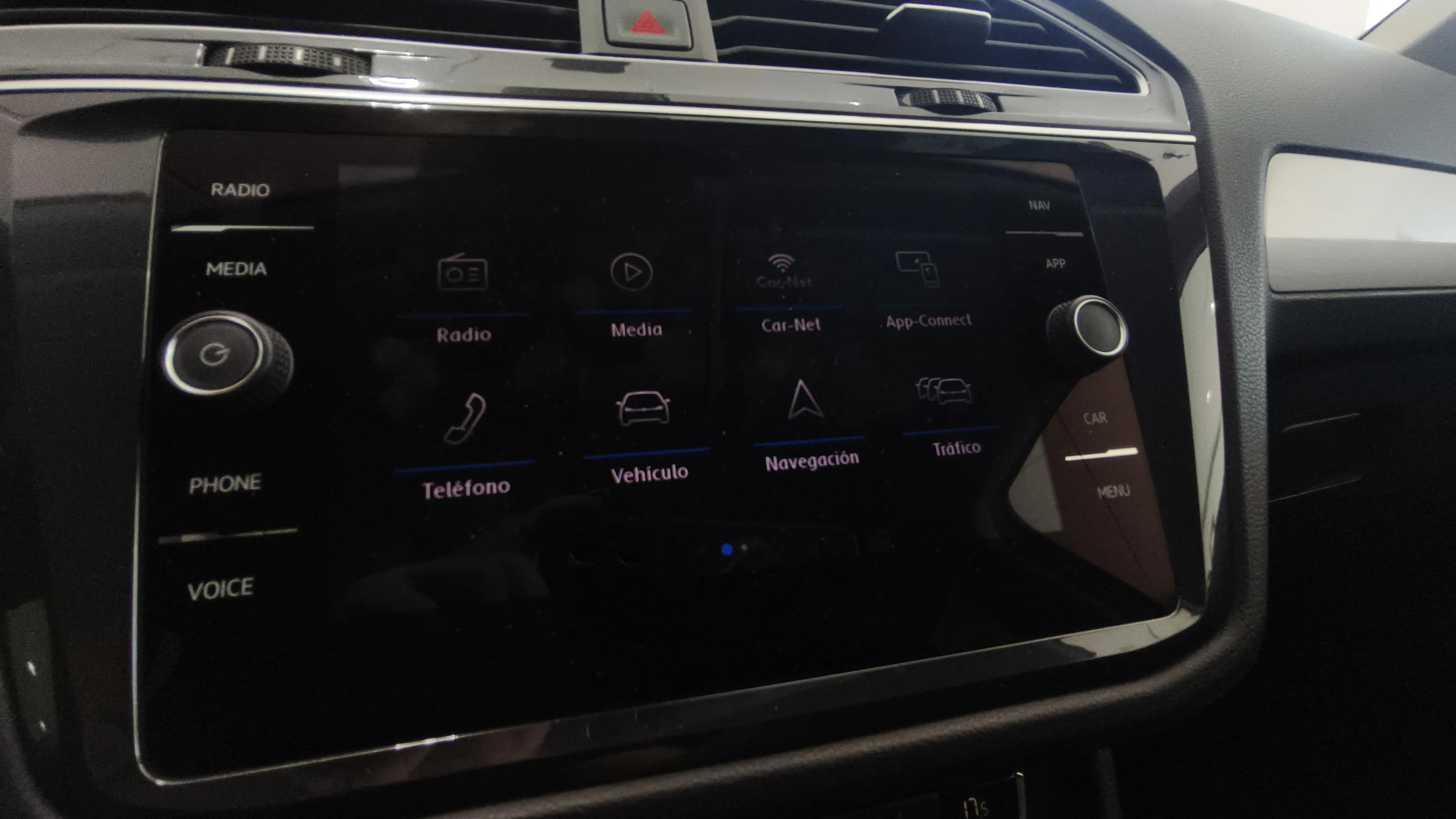 Volkswagen Tiguan Advance 2.0 TDI DSG - foto 19