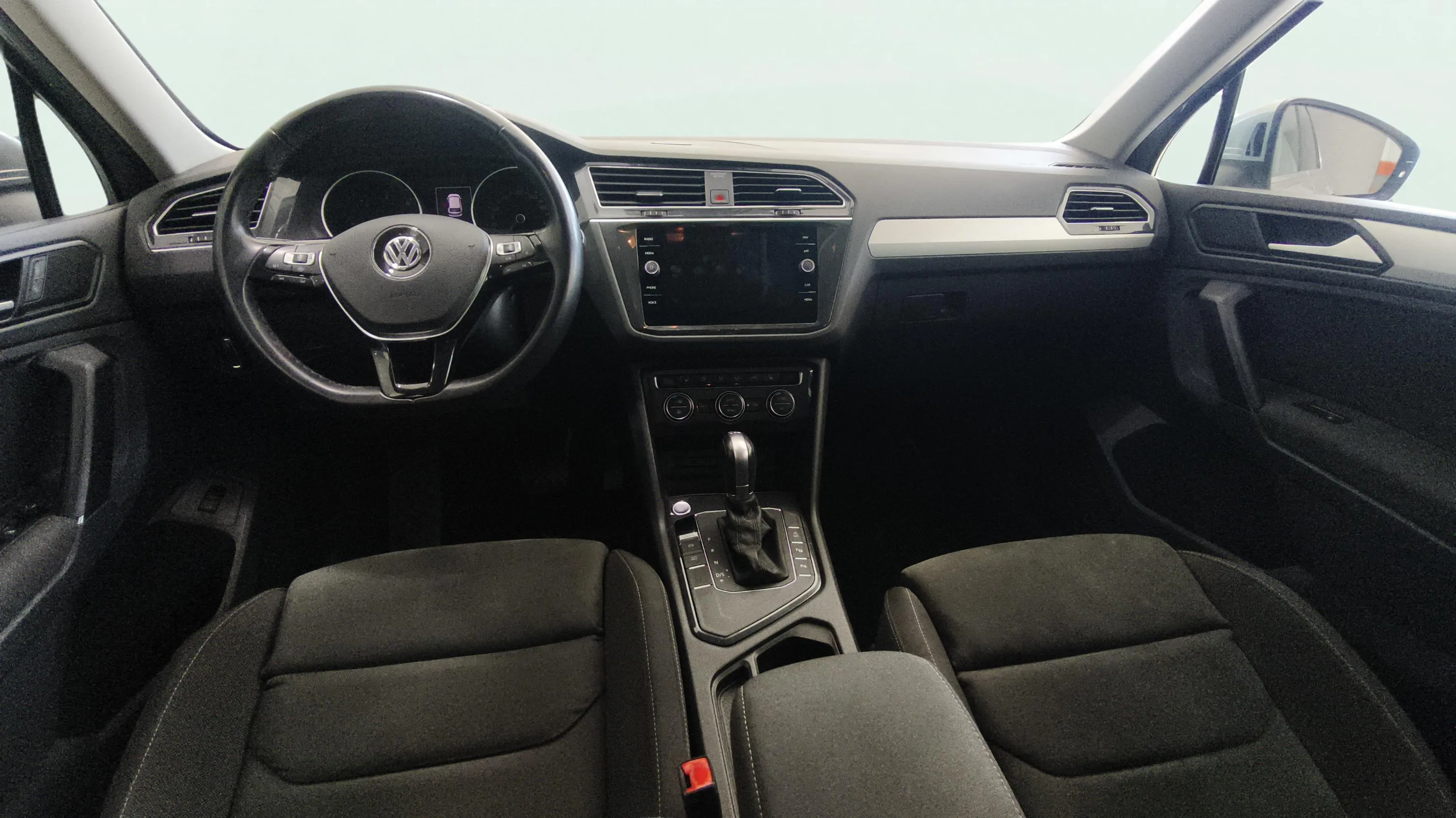 Volkswagen Tiguan Advance 2.0 TDI DSG - foto 11