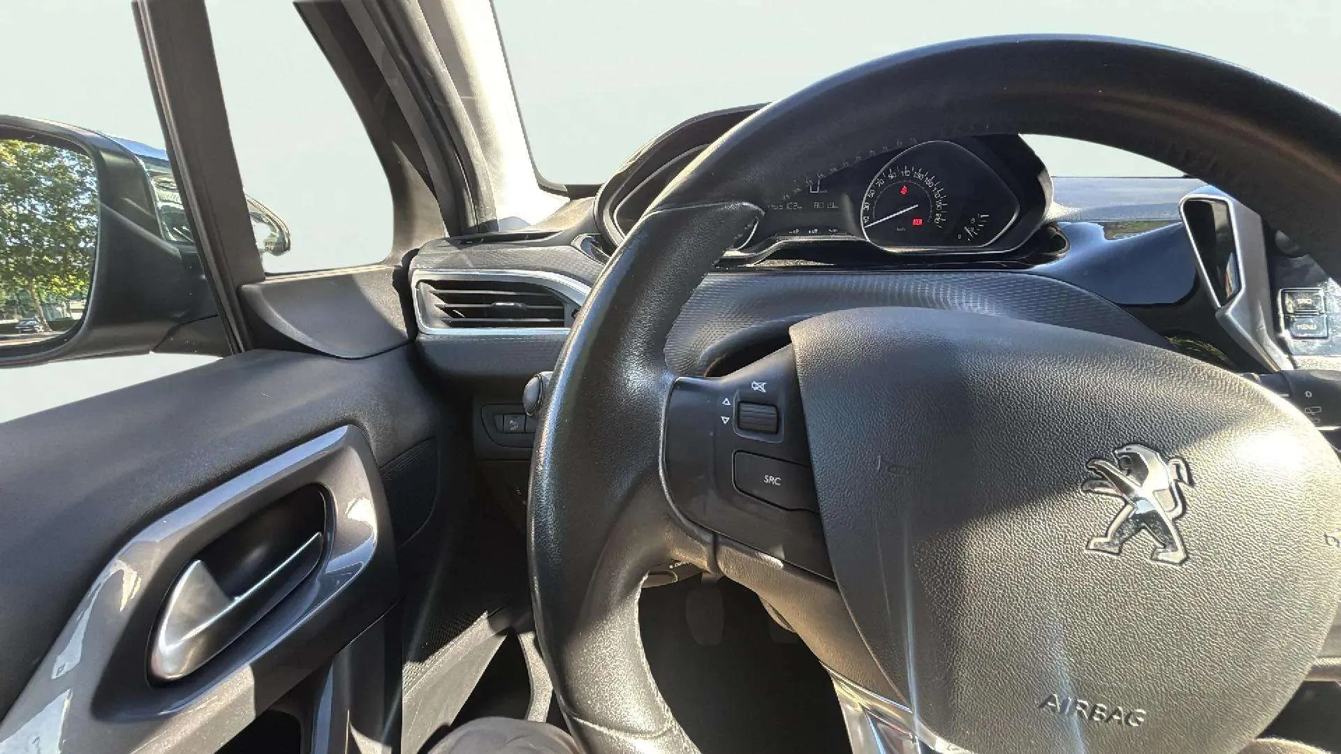 Peugeot 2008 Style 1.2L PureTech - foto 15
