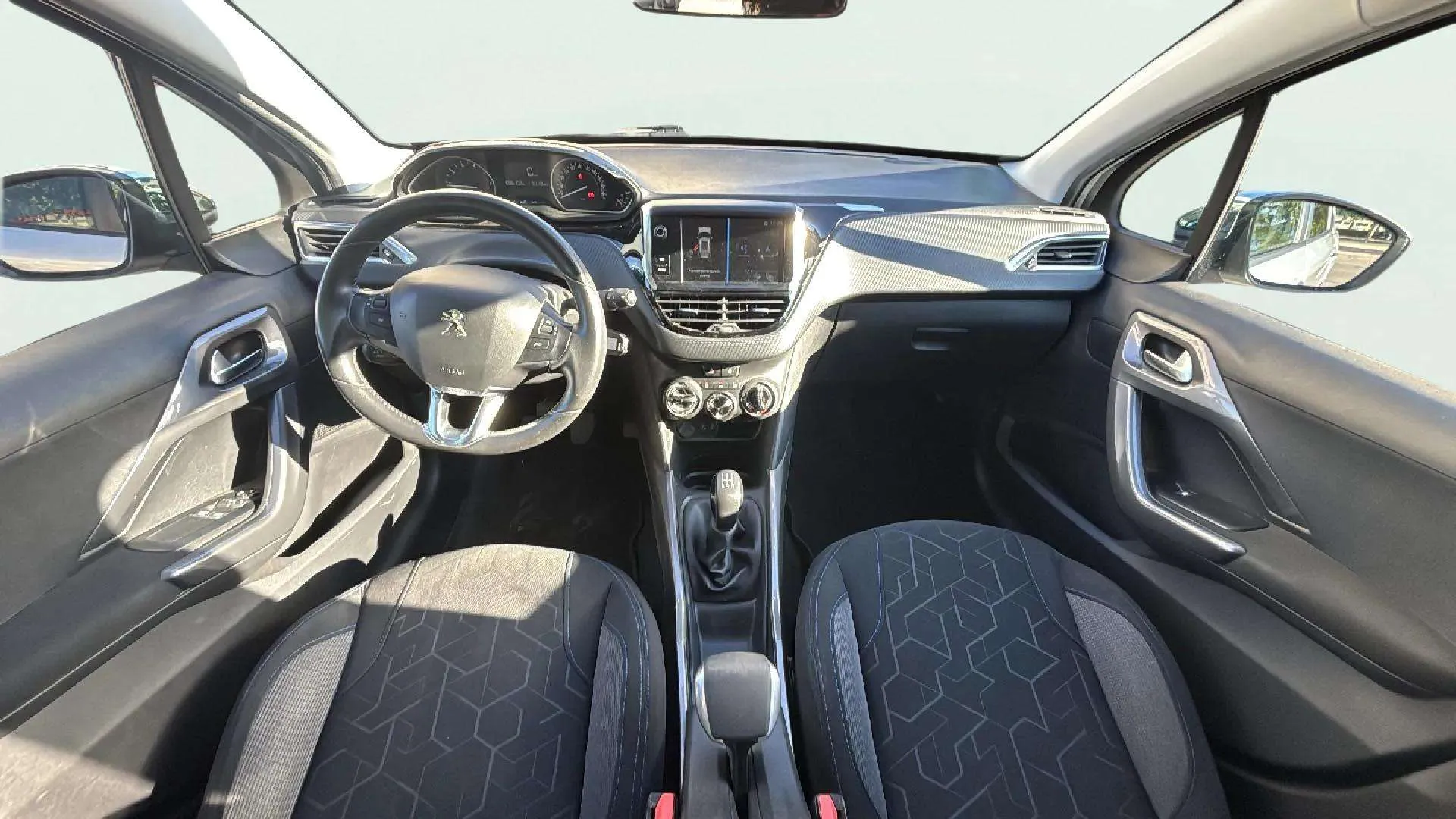 Peugeot 2008 Style 1.2L PureTech - foto 9