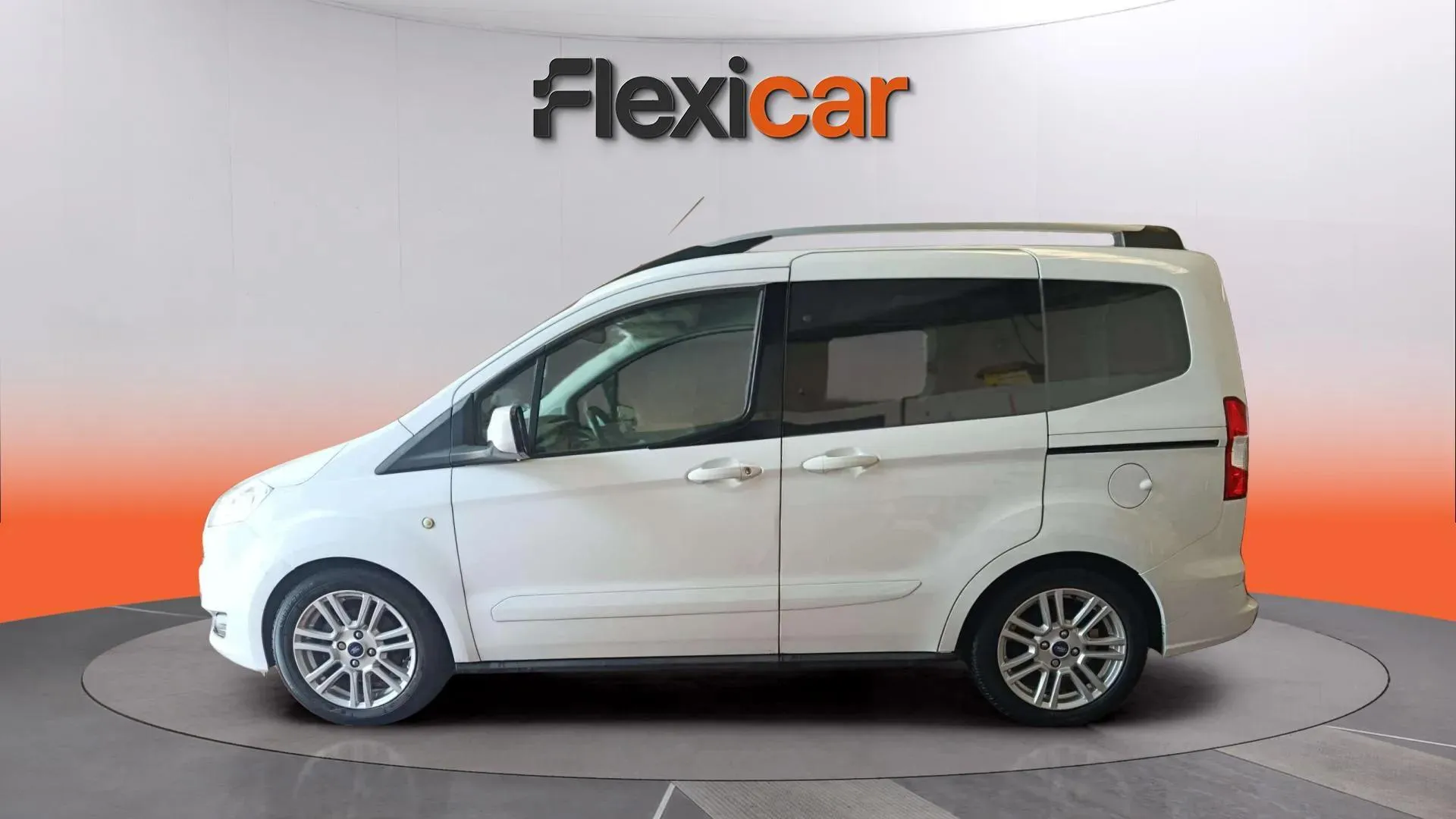 Ford Tourneo Courier 1.0 EcoBoost Ambiente - foto 3