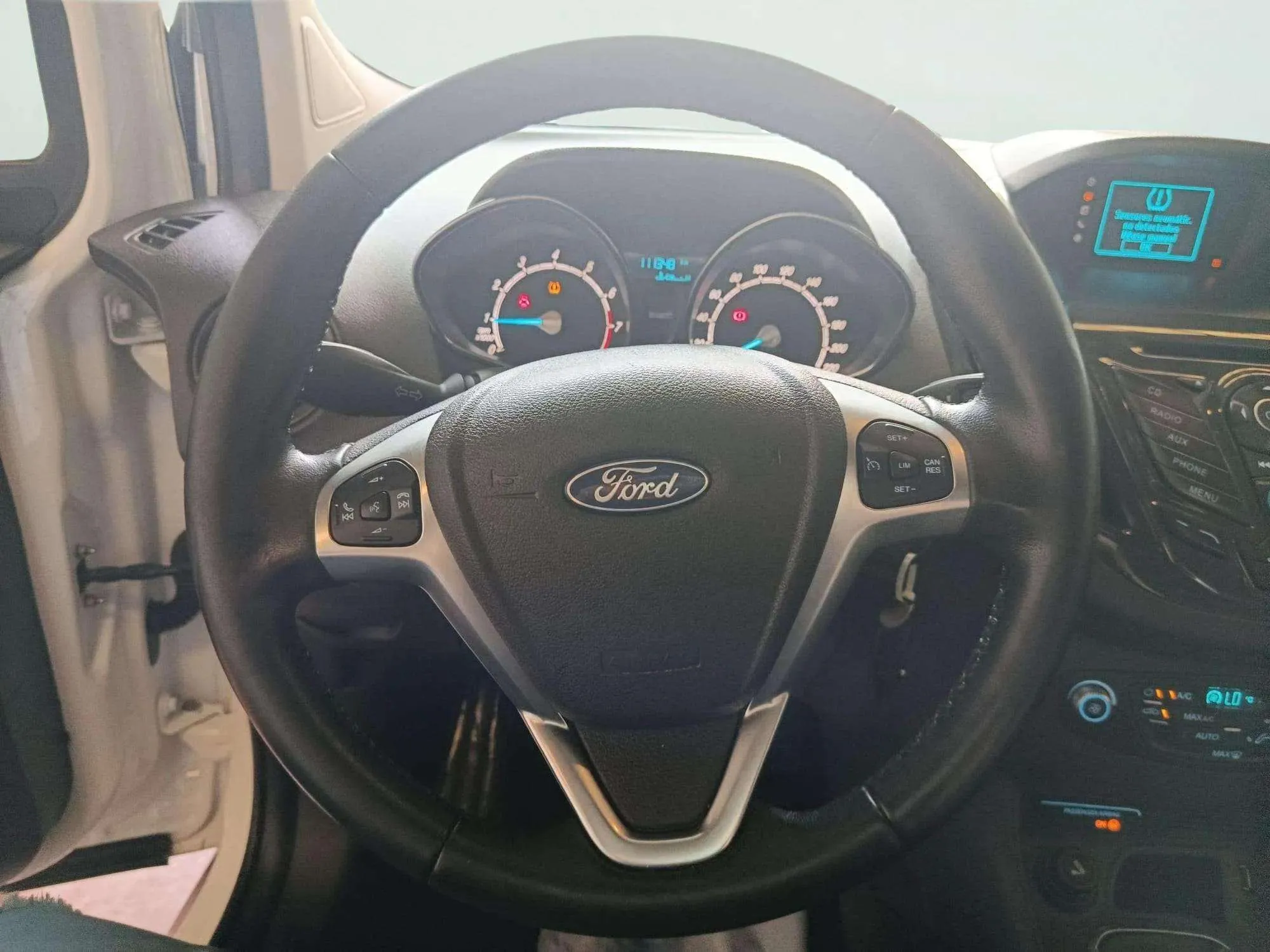 Ford Tourneo Courier 1.0 EcoBoost Ambiente - foto 8