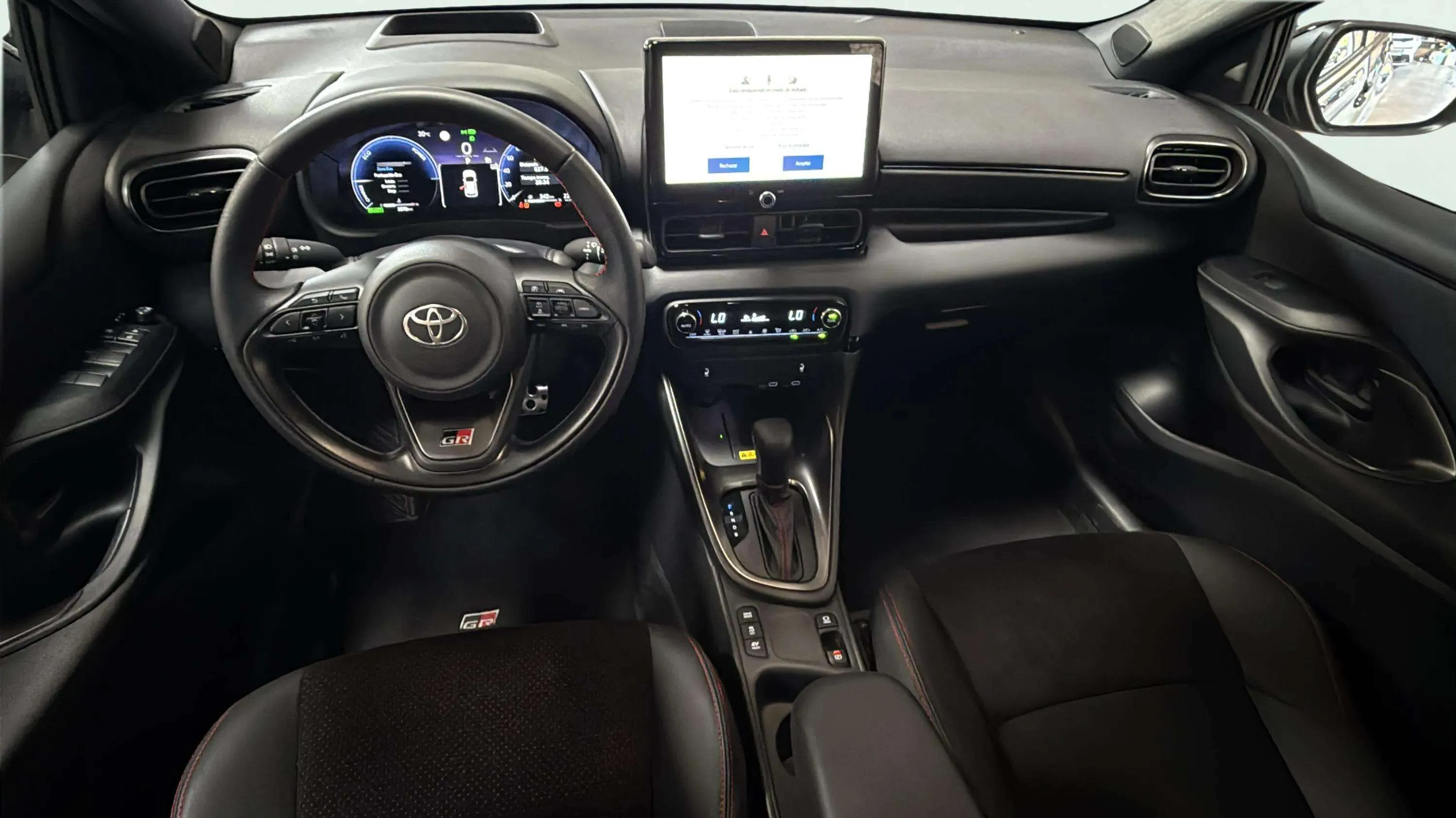 Toyota Yaris 1.5 130H GR Sport - foto 10