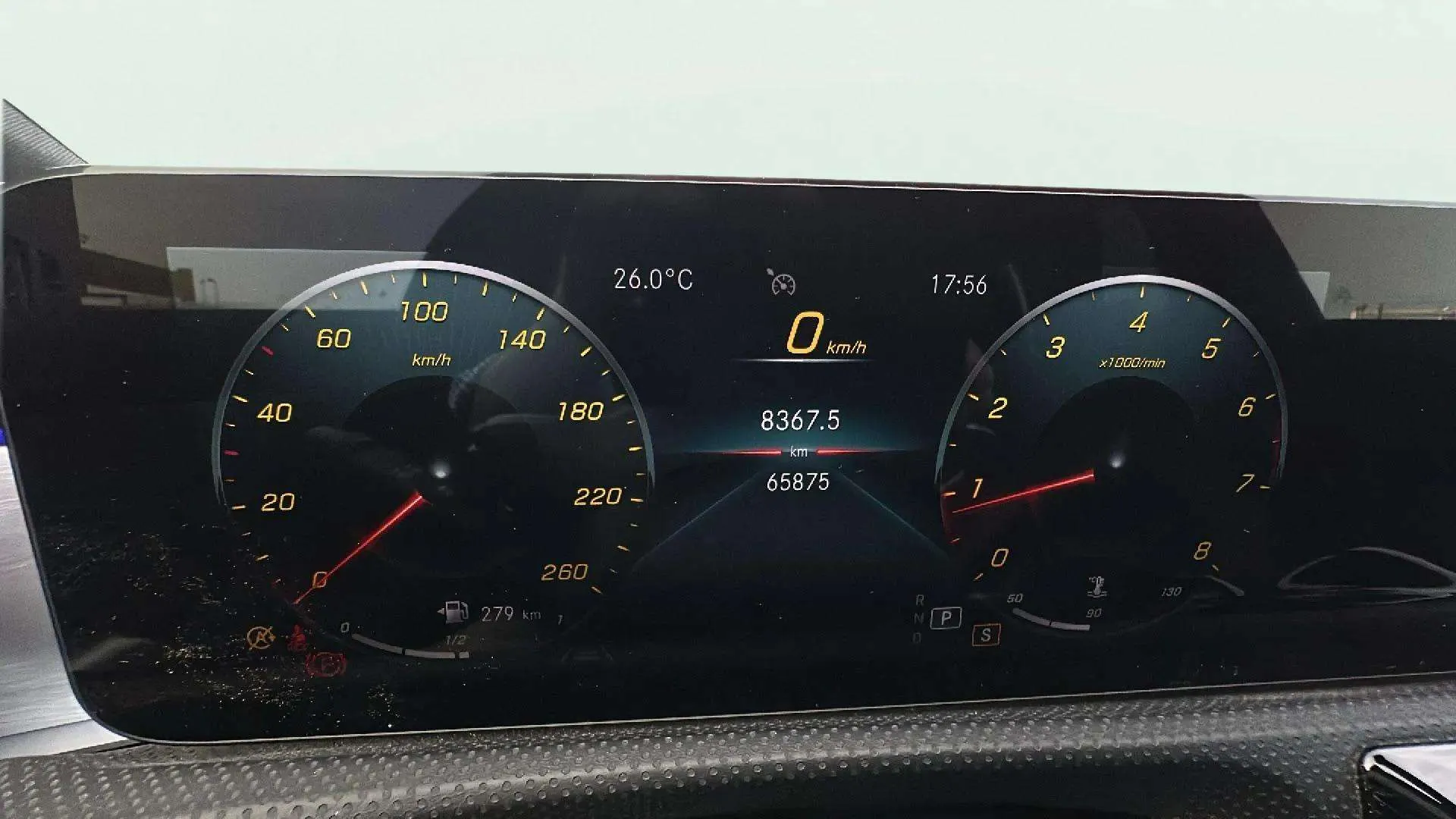 Mercedes-Benz CLA 200 - foto 17
