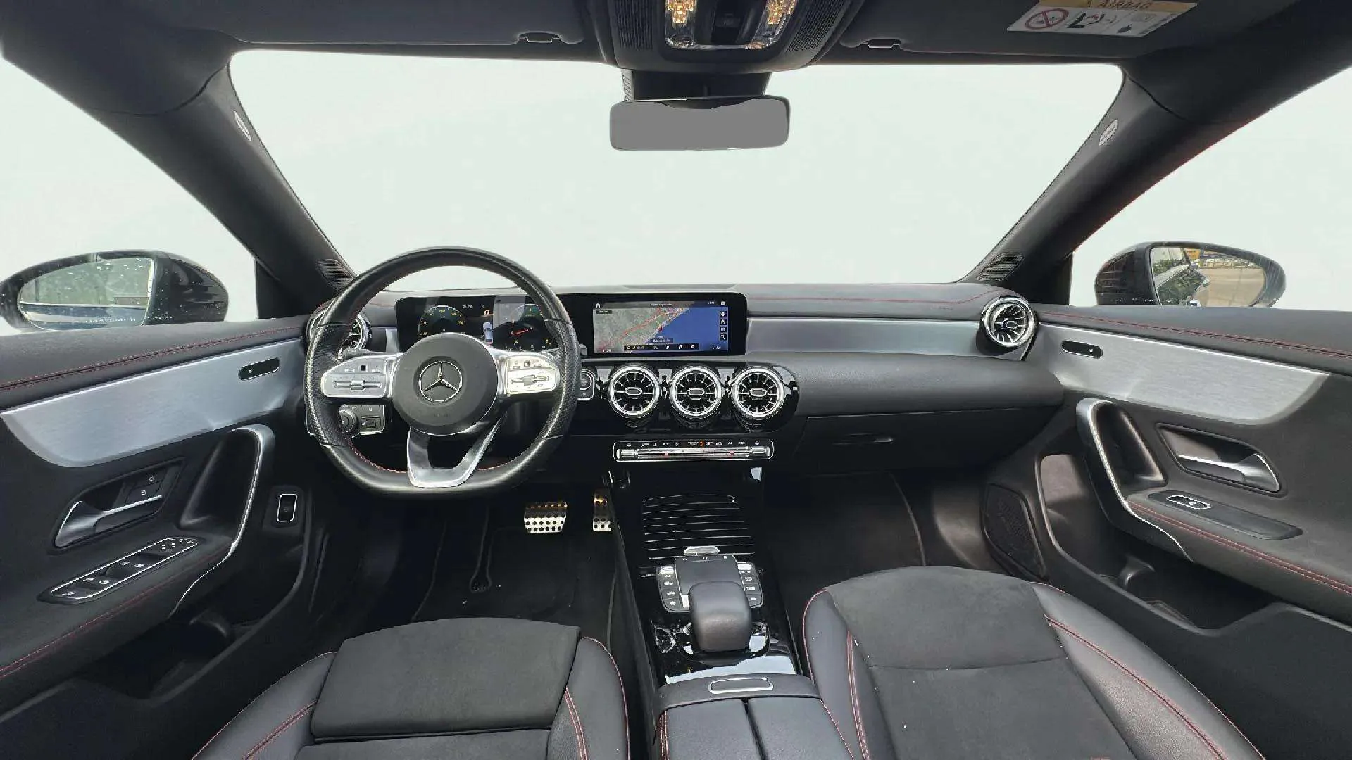 Mercedes-Benz CLA 200 - foto 14
