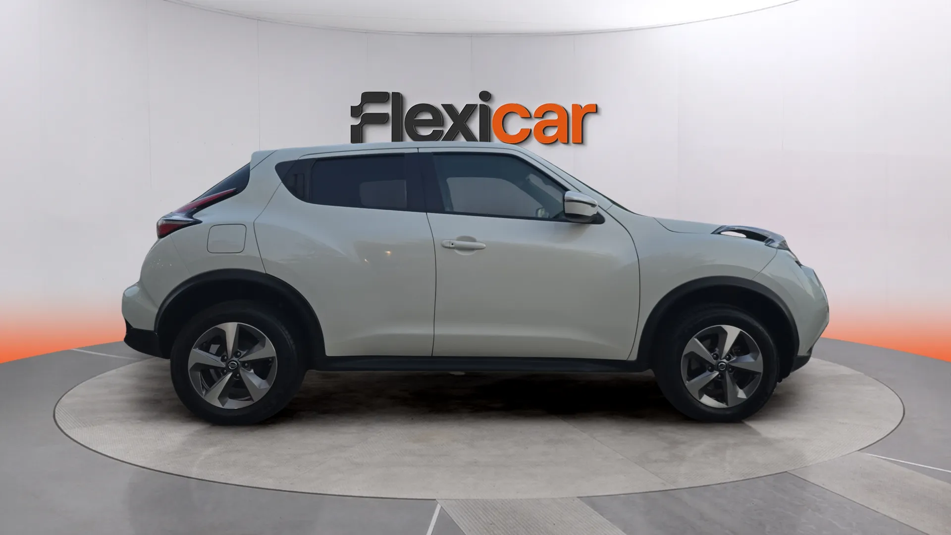 Nissan Juke DIG-T DCT N-Connecta - foto 8