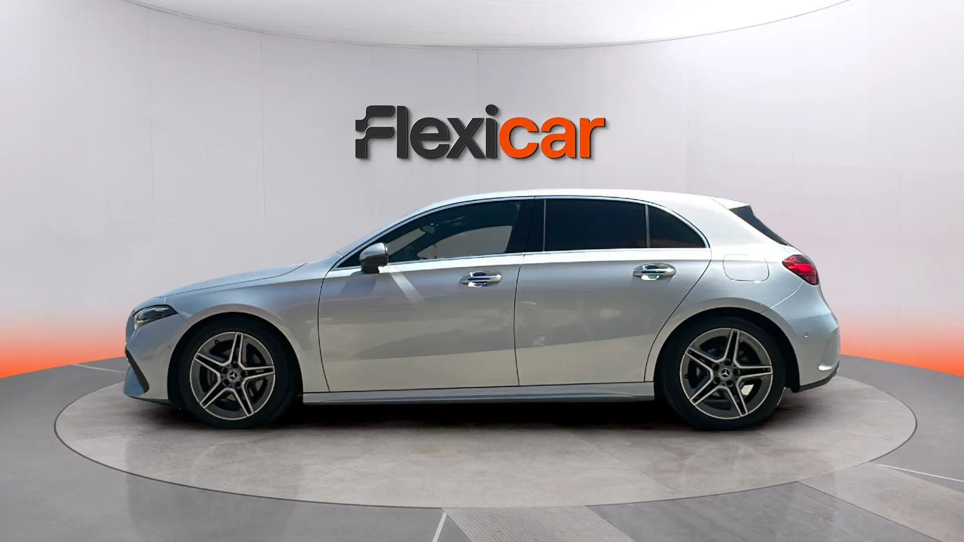 Mercedes-Benz Clase A A 200 d - foto 4