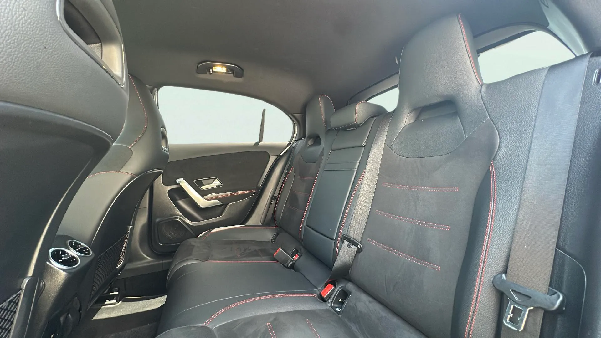 Mercedes-Benz Clase A A 200 d - foto 17