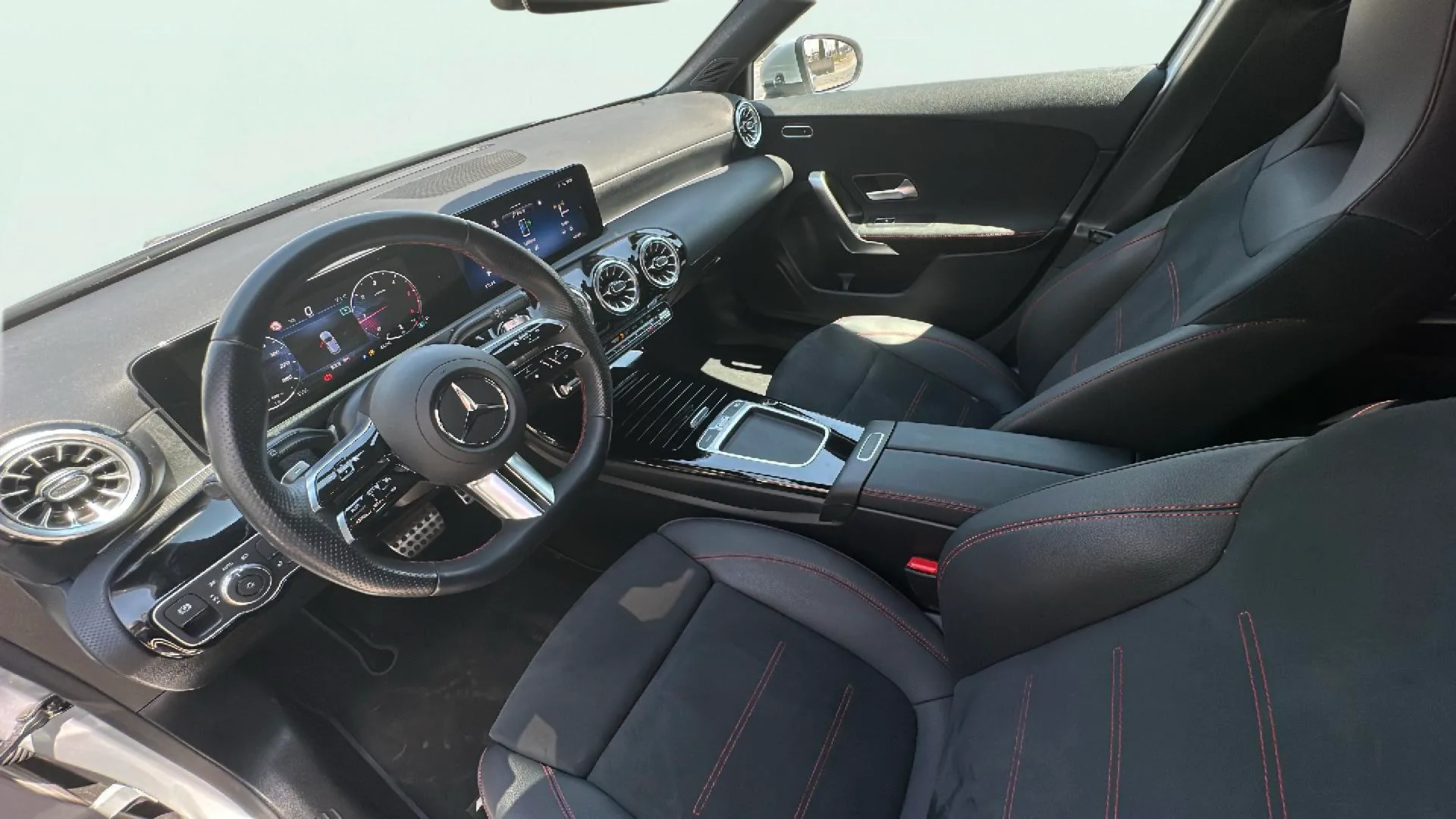 Mercedes-Benz Clase A A 200 d - foto 9