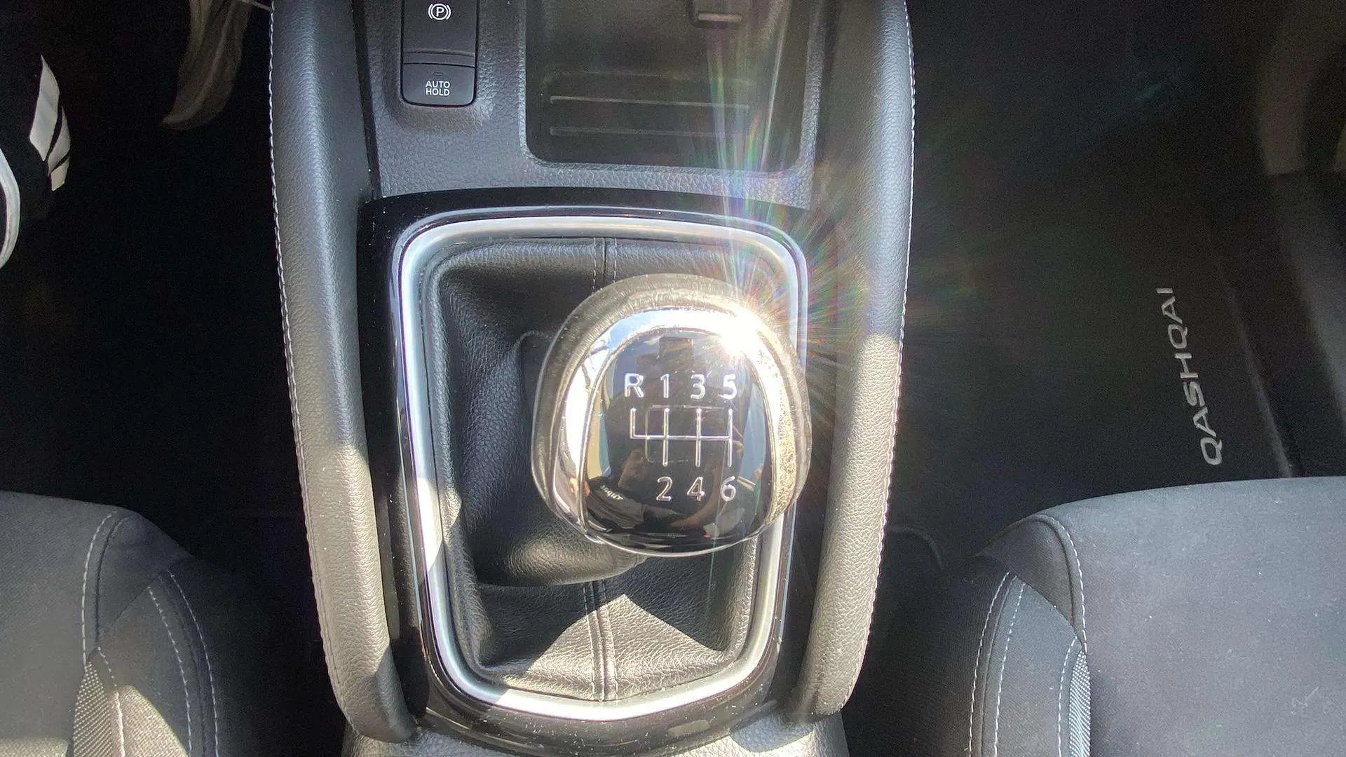 Nissan Qashqai dCi E6D N-Connecta - foto 11