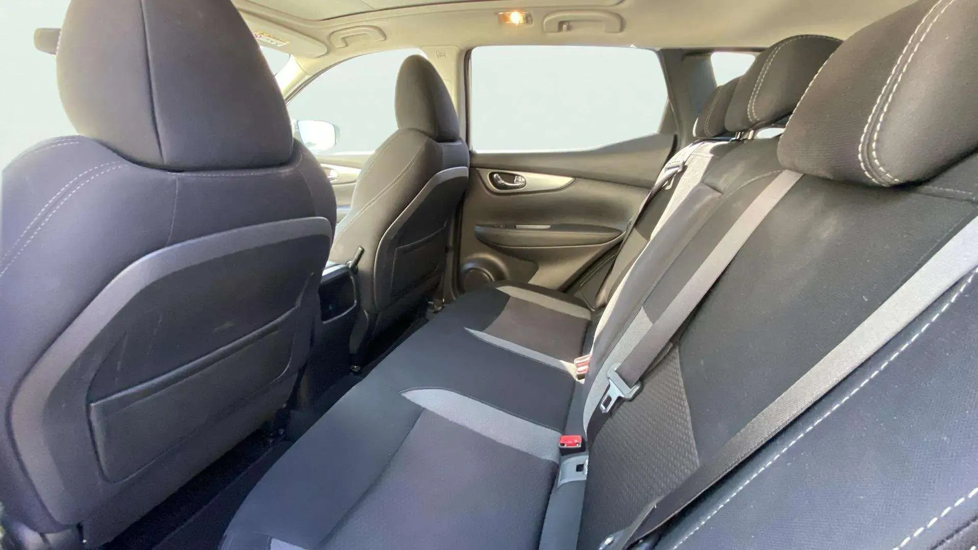 Nissan Qashqai dCi E6D N-Connecta - foto 13