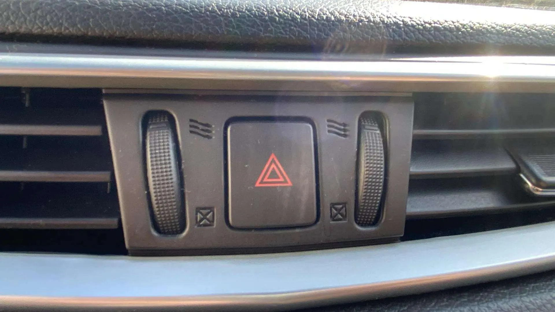 Nissan Qashqai dCi E6D N-Connecta - foto 23