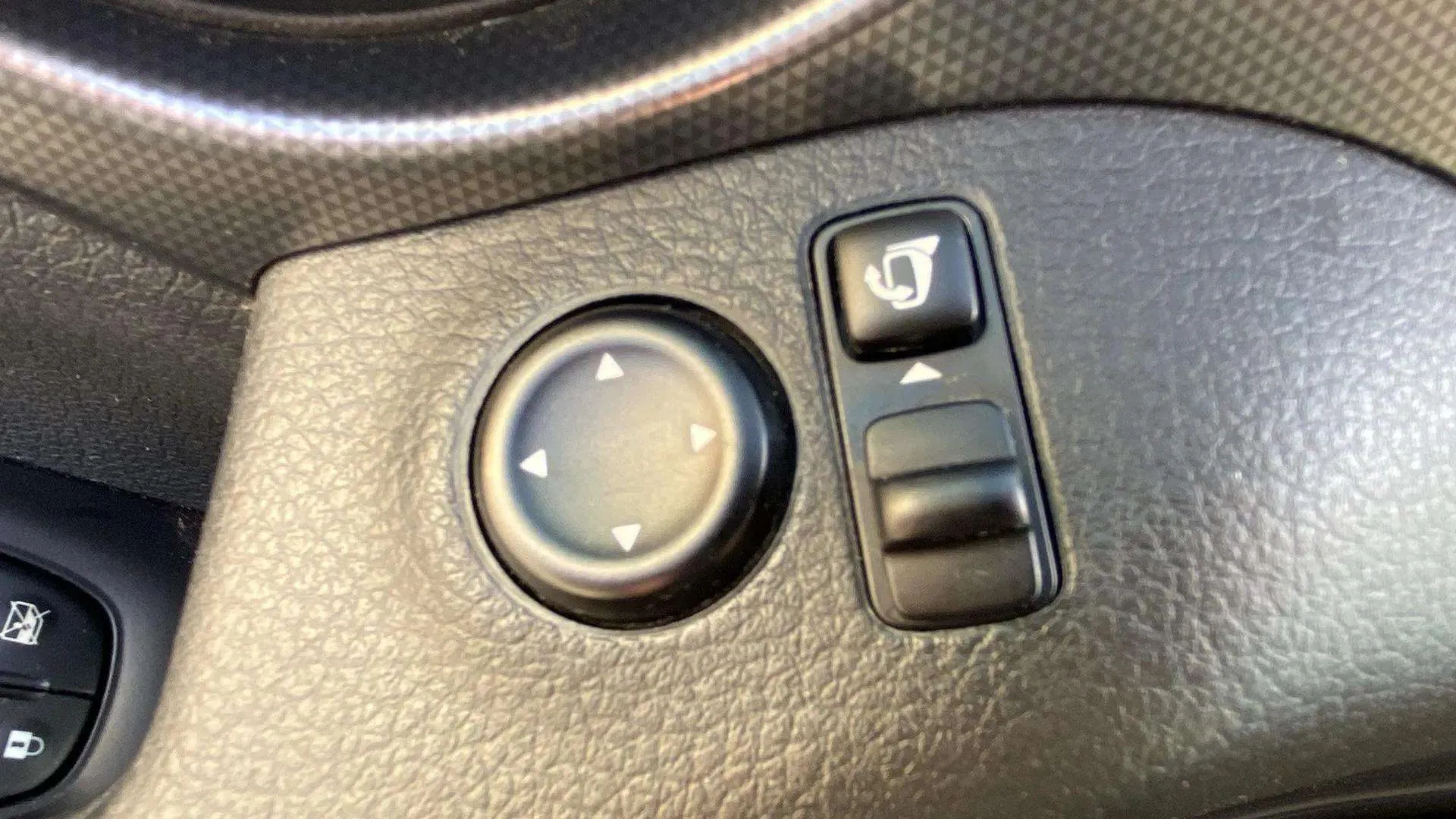 Nissan Qashqai dCi E6D N-Connecta - foto 21