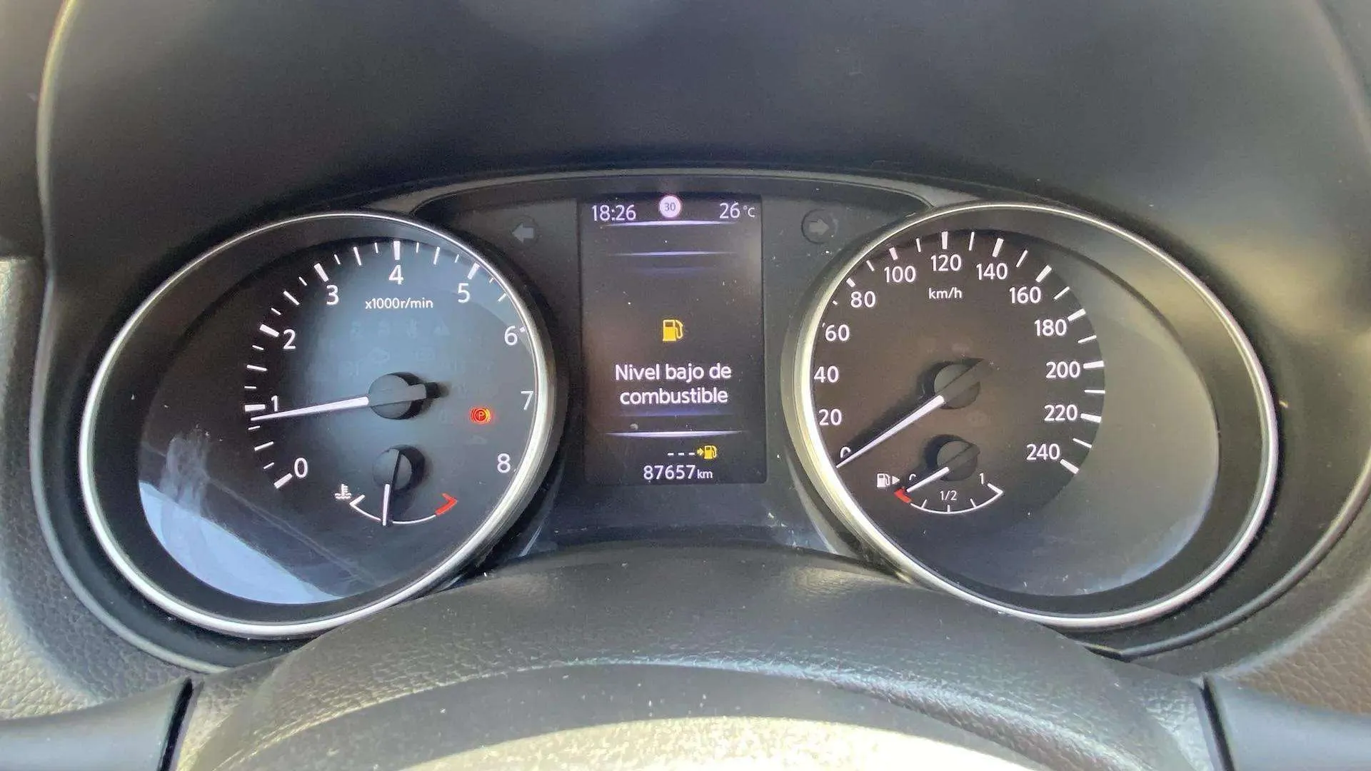 Nissan Qashqai dCi E6D N-Connecta - foto 12