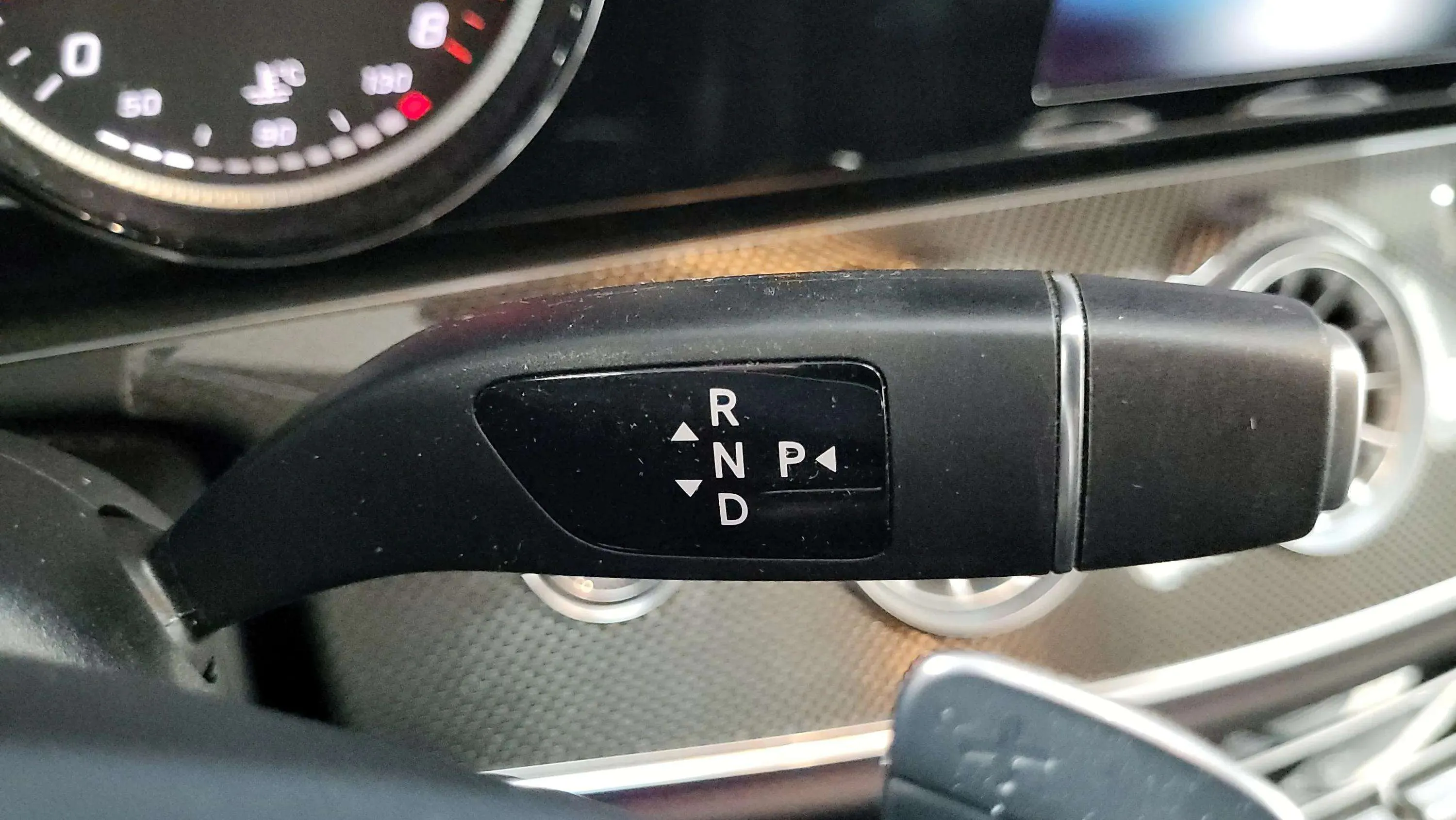 Mercedes-Benz Clase E E 200 Coupe AMG - foto 14