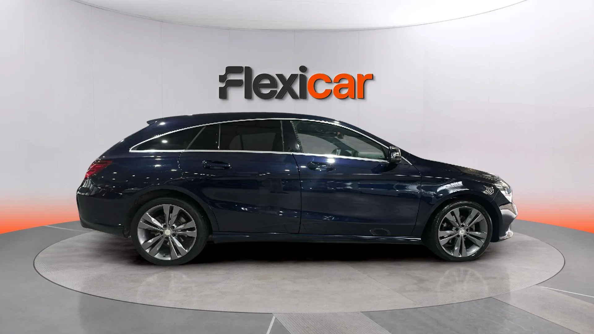 Mercedes-Benz CLA 200 d Shooting Brake - foto 6