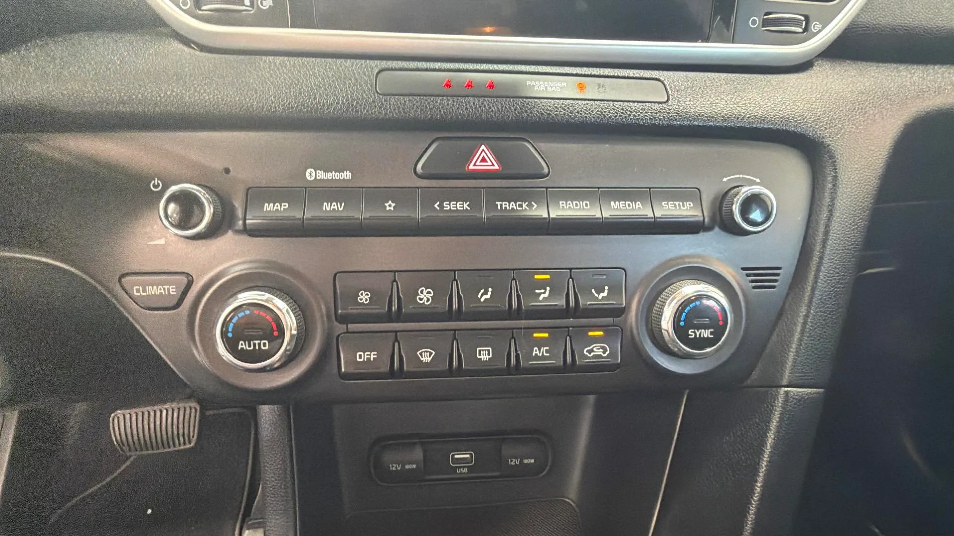 Kia Sportage 1.6 MHEV Business DCT 4x2 - foto 19
