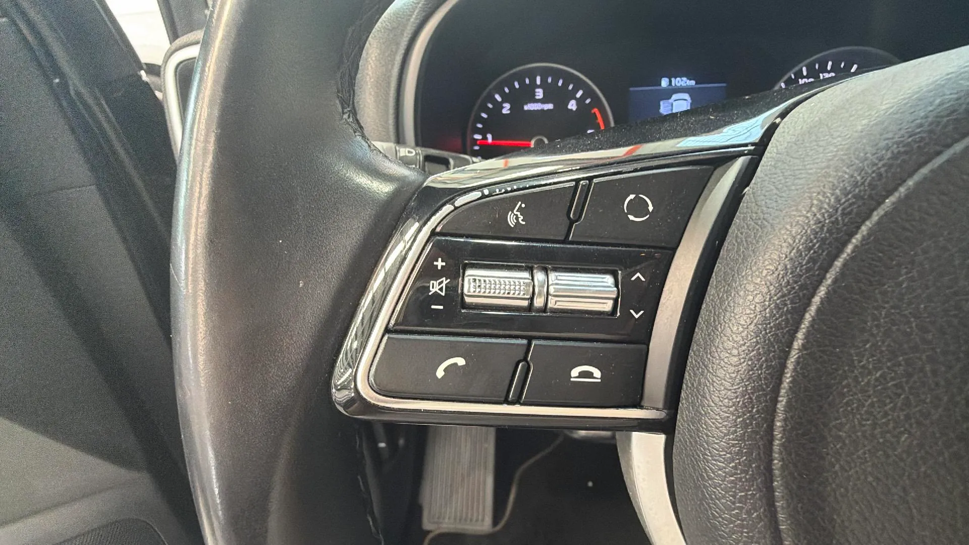 Kia Sportage 1.6 MHEV Business DCT 4x2 - foto 13