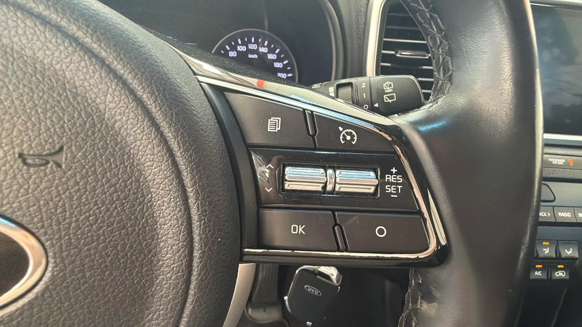Kia Sportage 1.6 MHEV Business DCT 4x2 - foto 14