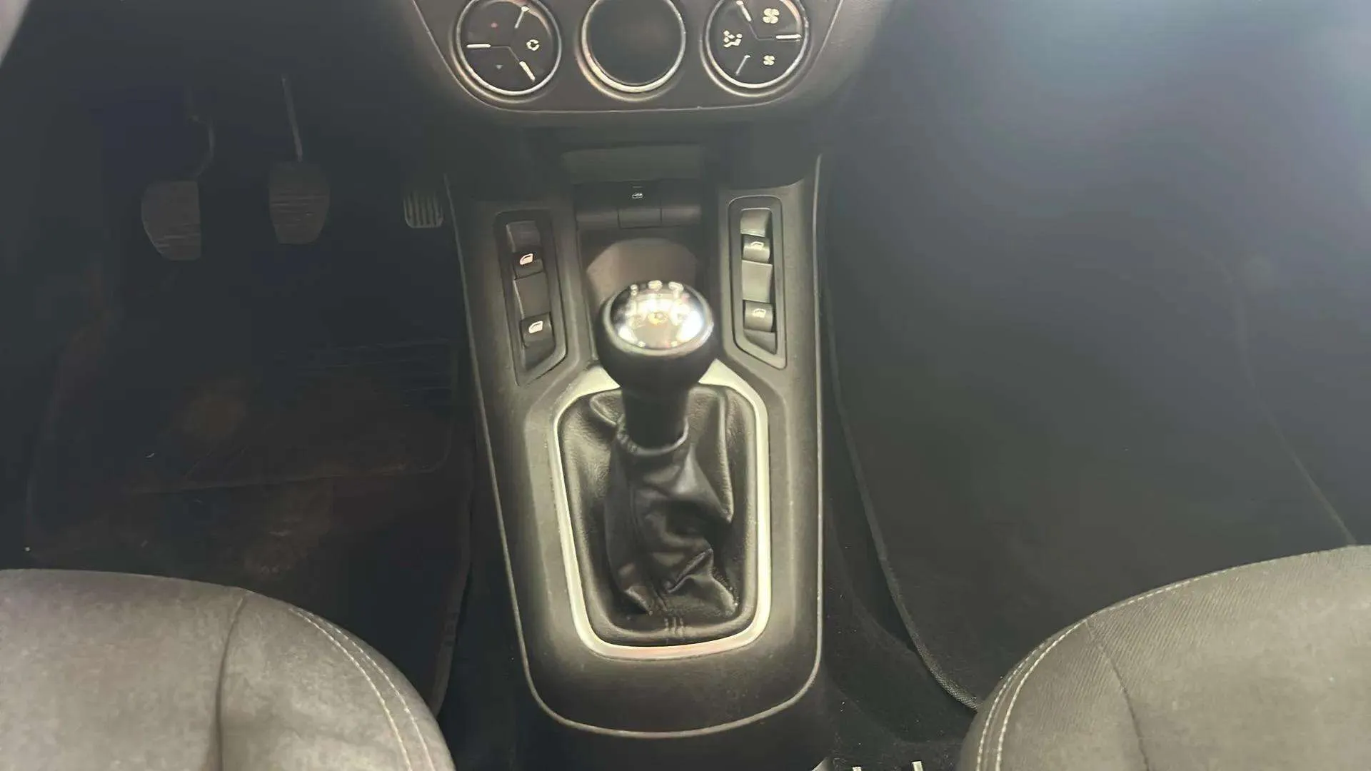 Citroën C-Elysée PureTech Shine - foto 18