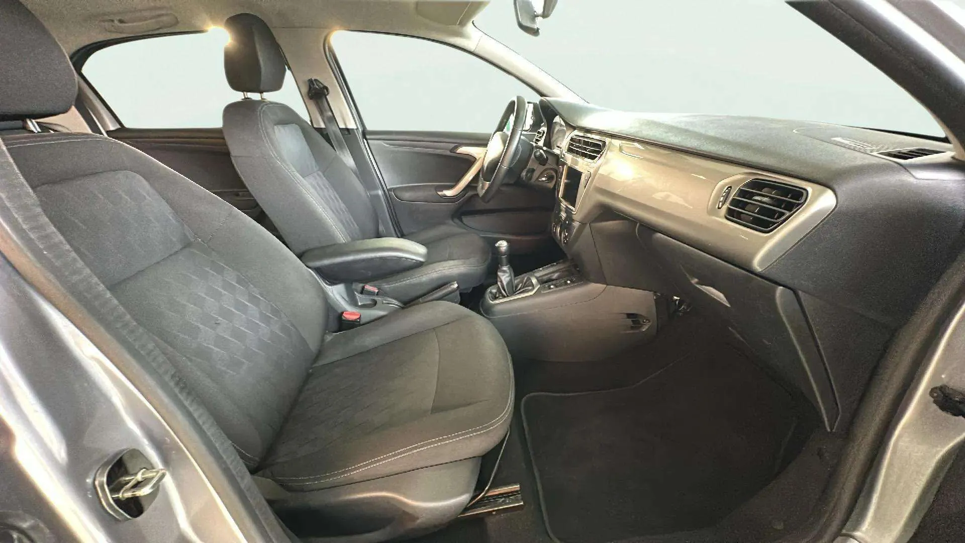 Citroën C-Elysée PureTech Shine - foto 22