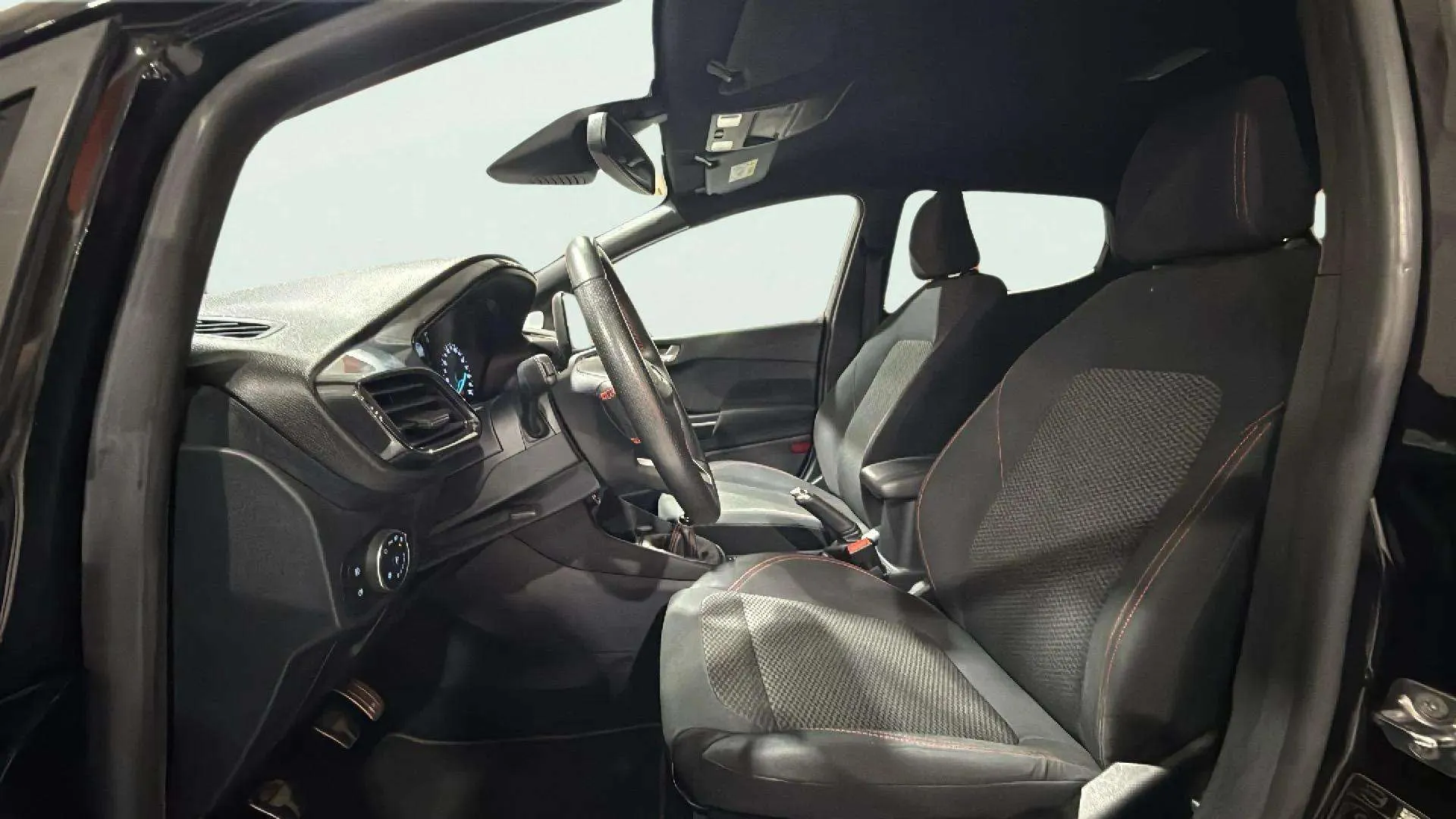 Ford Fiesta 1.0 EcoBoost ST-Line - foto 14