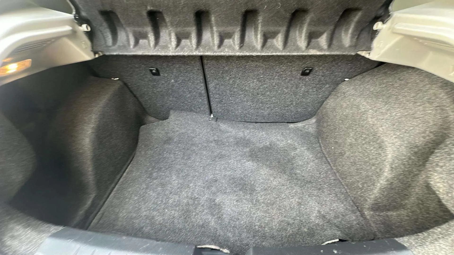 SEAT Ibiza 90 - foto 18